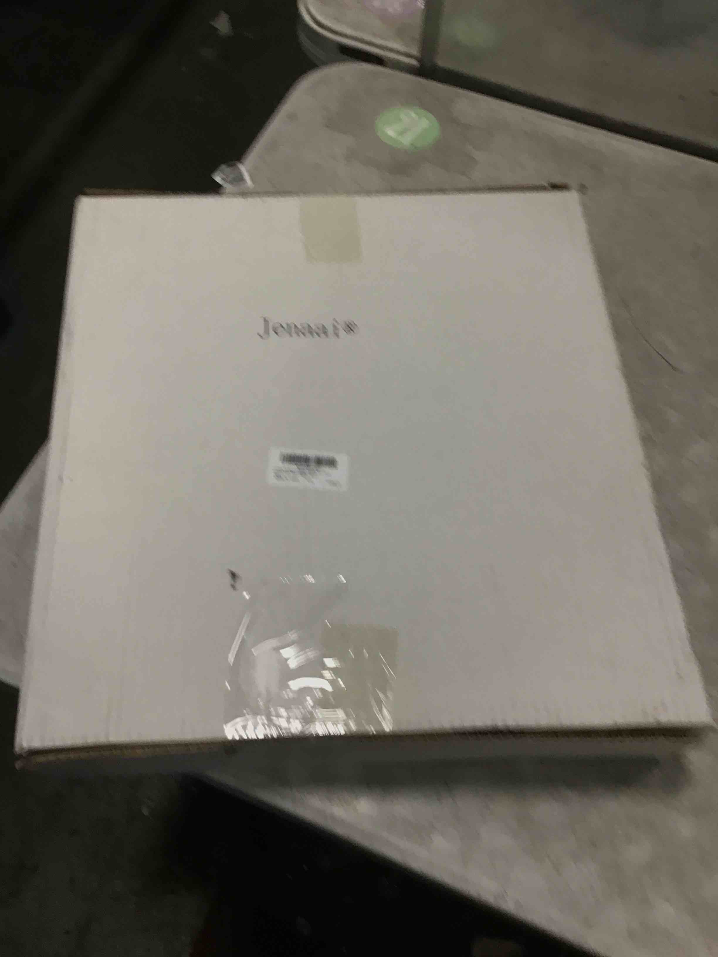 https://s3.amazonaws.com/lotting-images-prod/bidfta/TEA3682934_1746124170161.jpeg
