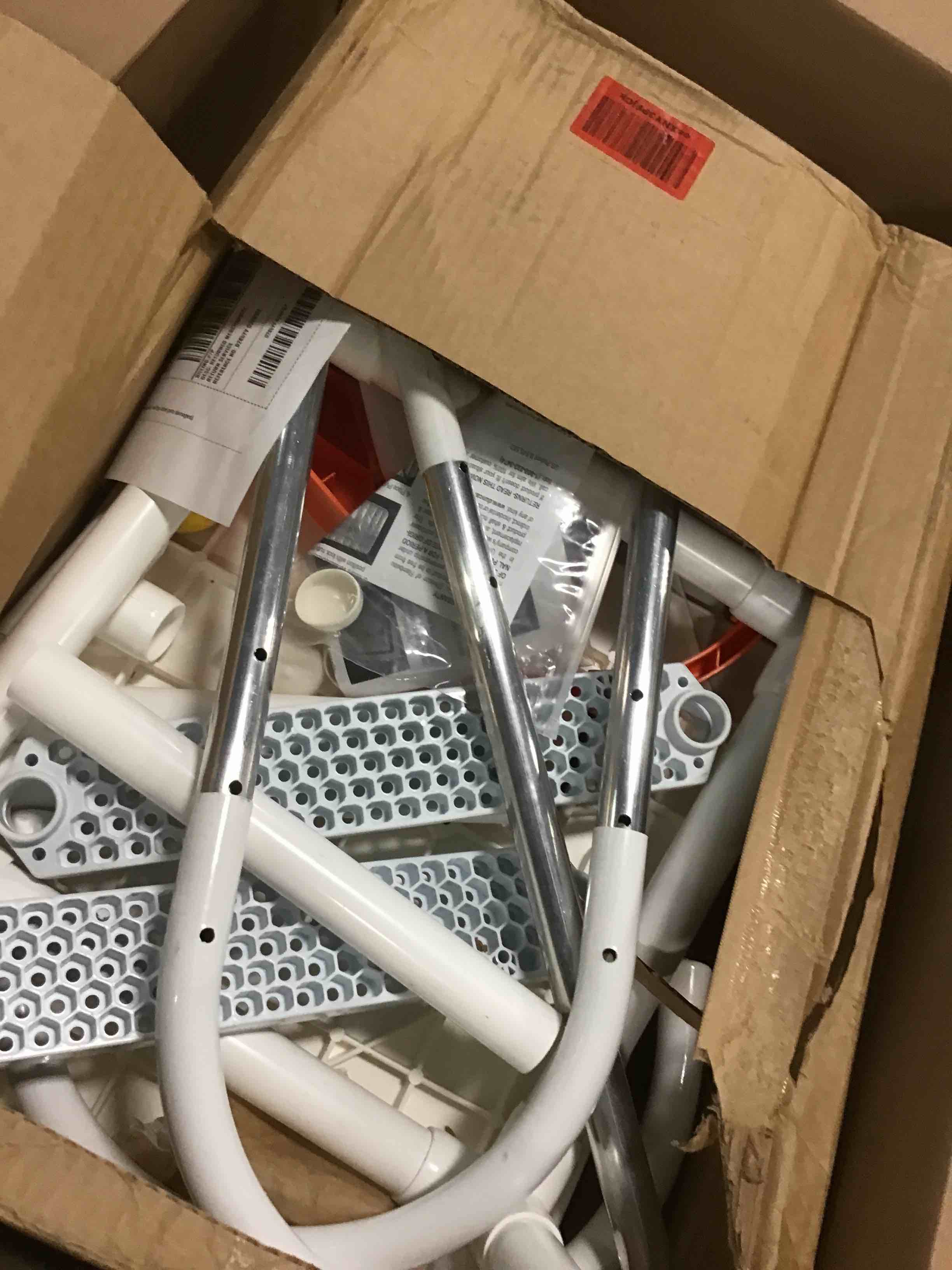 https://s3.amazonaws.com/lotting-images-prod/bidfta/TEA3682939_1746124545647.jpeg