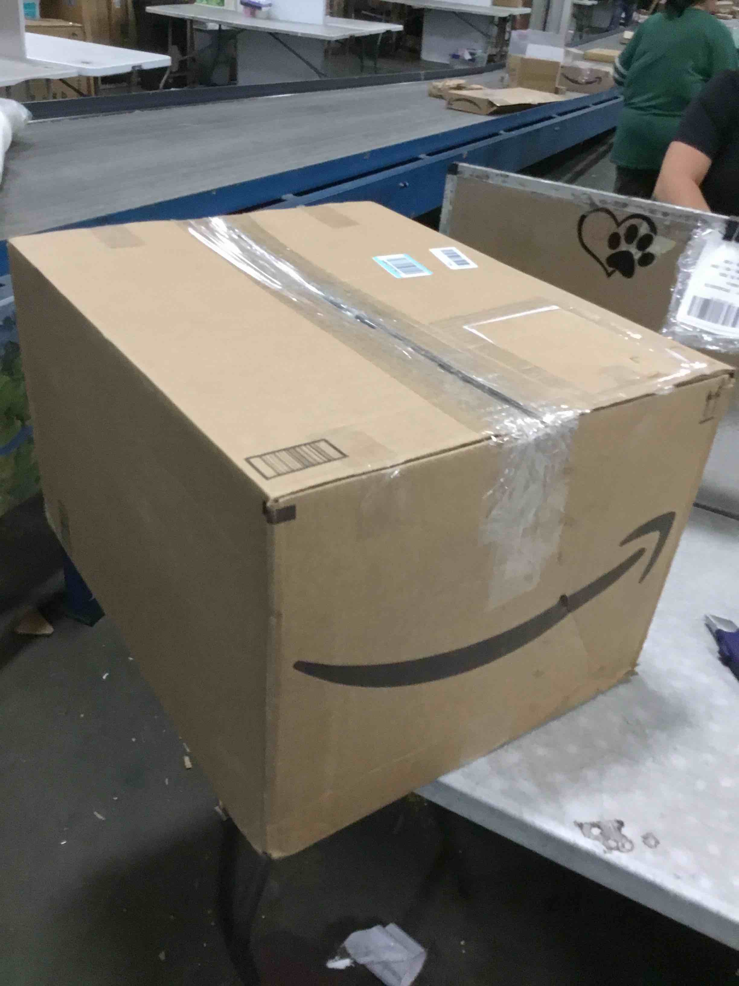 https://s3.amazonaws.com/lotting-images-prod/bidfta/TEA3682984_1746130115530.jpeg