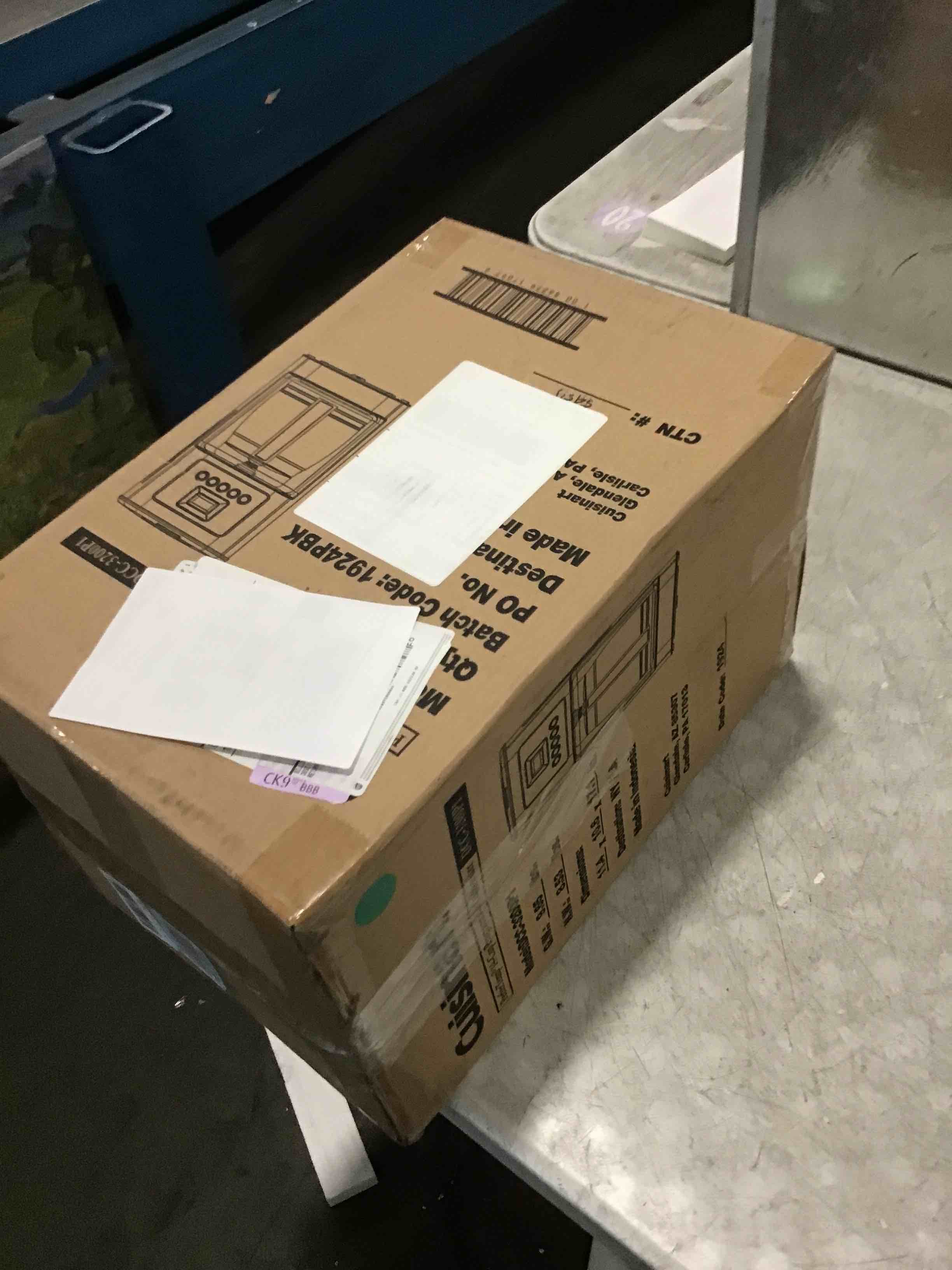 https://s3.amazonaws.com/lotting-images-prod/bidfta/TEA3683020_1746190928378.jpeg