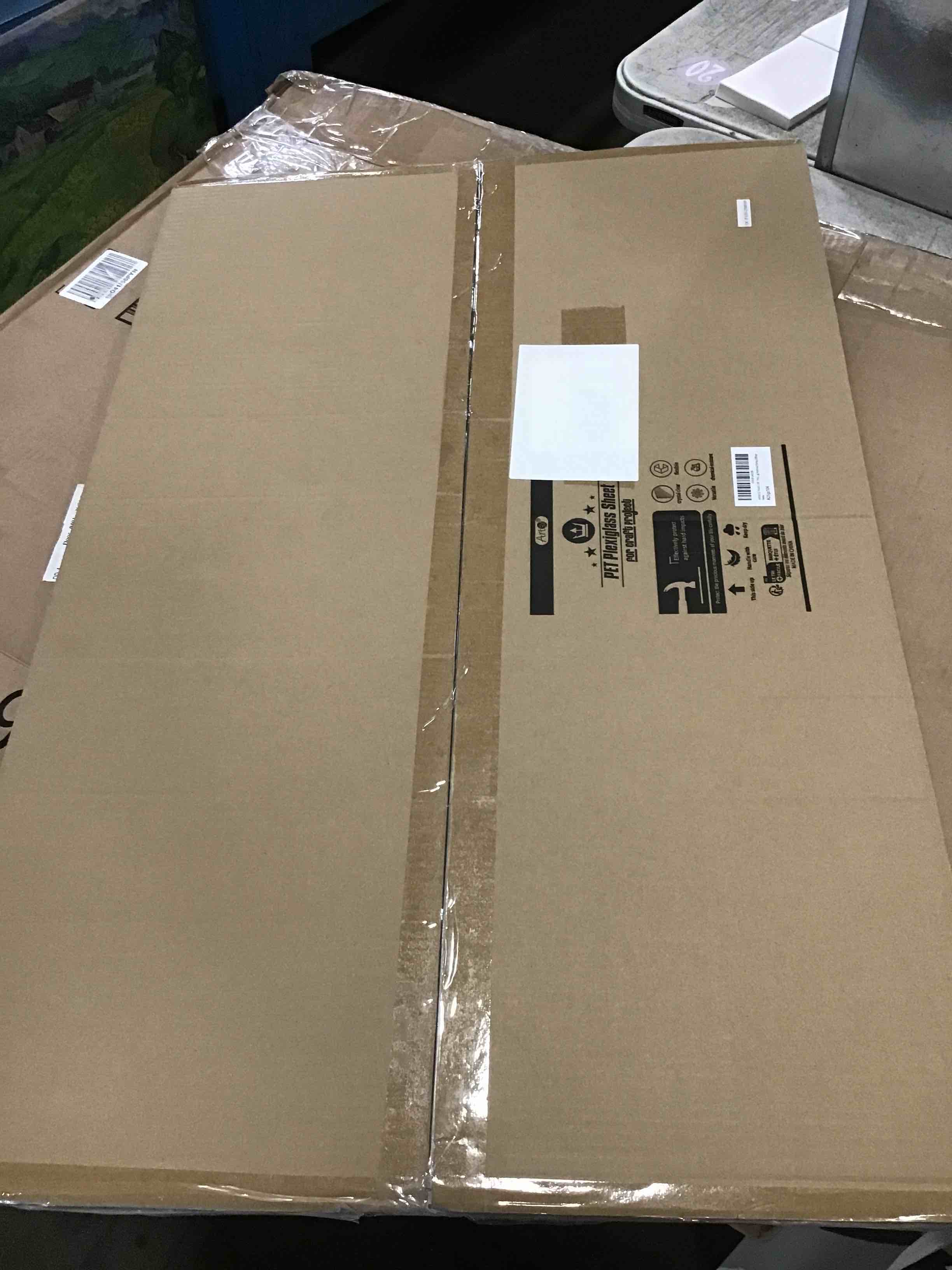 https://s3.amazonaws.com/lotting-images-prod/bidfta/TEA3683090_1746199689615.jpeg