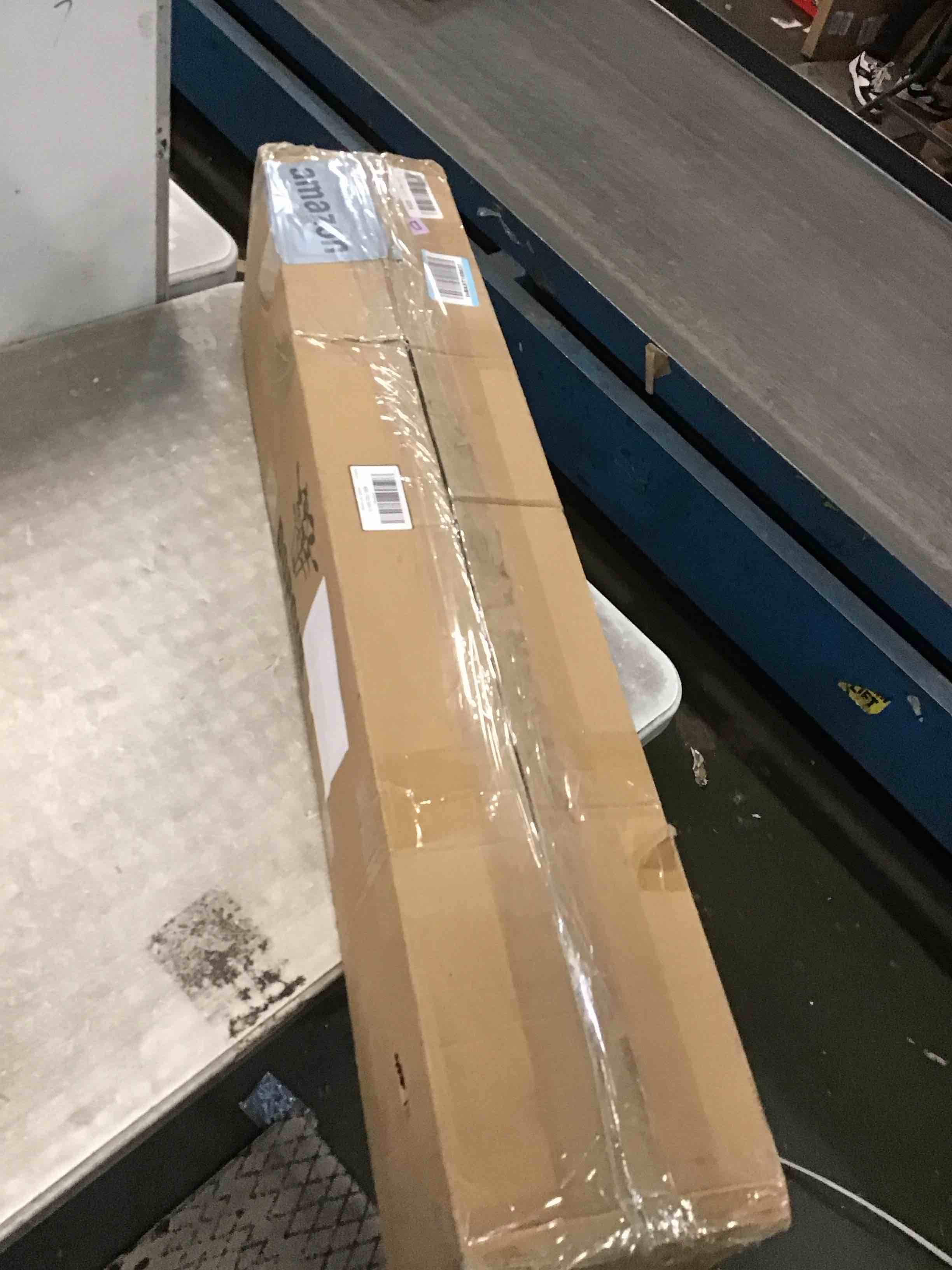 https://s3.amazonaws.com/lotting-images-prod/bidfta/TEA3683513_1746714983509.jpeg