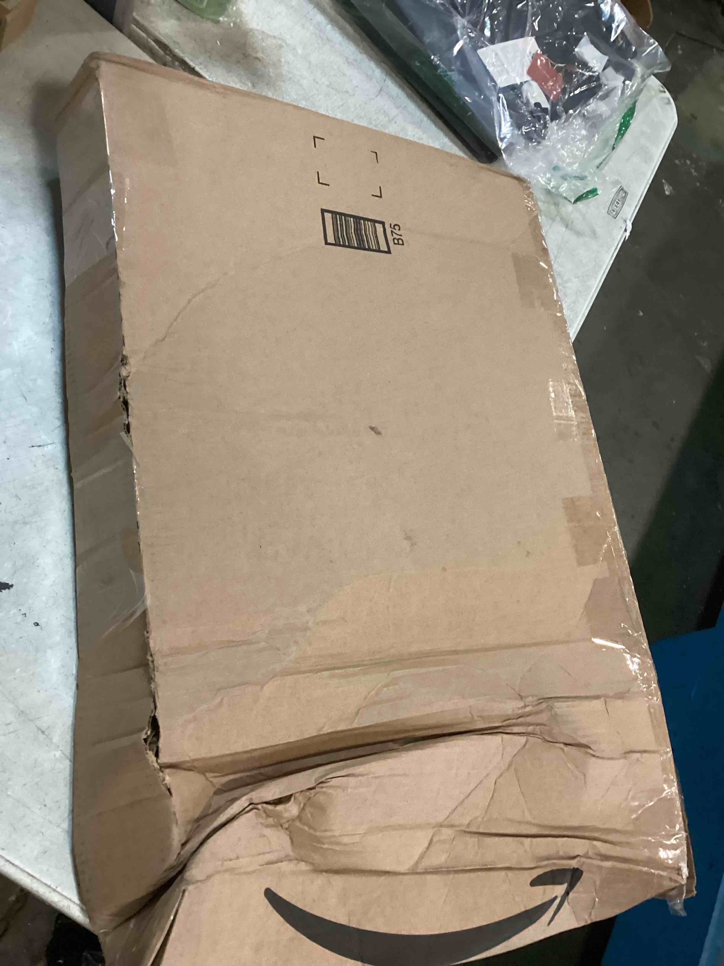 https://s3.amazonaws.com/lotting-images-prod/bidfta/TEA3685117_1746105039059.jpeg