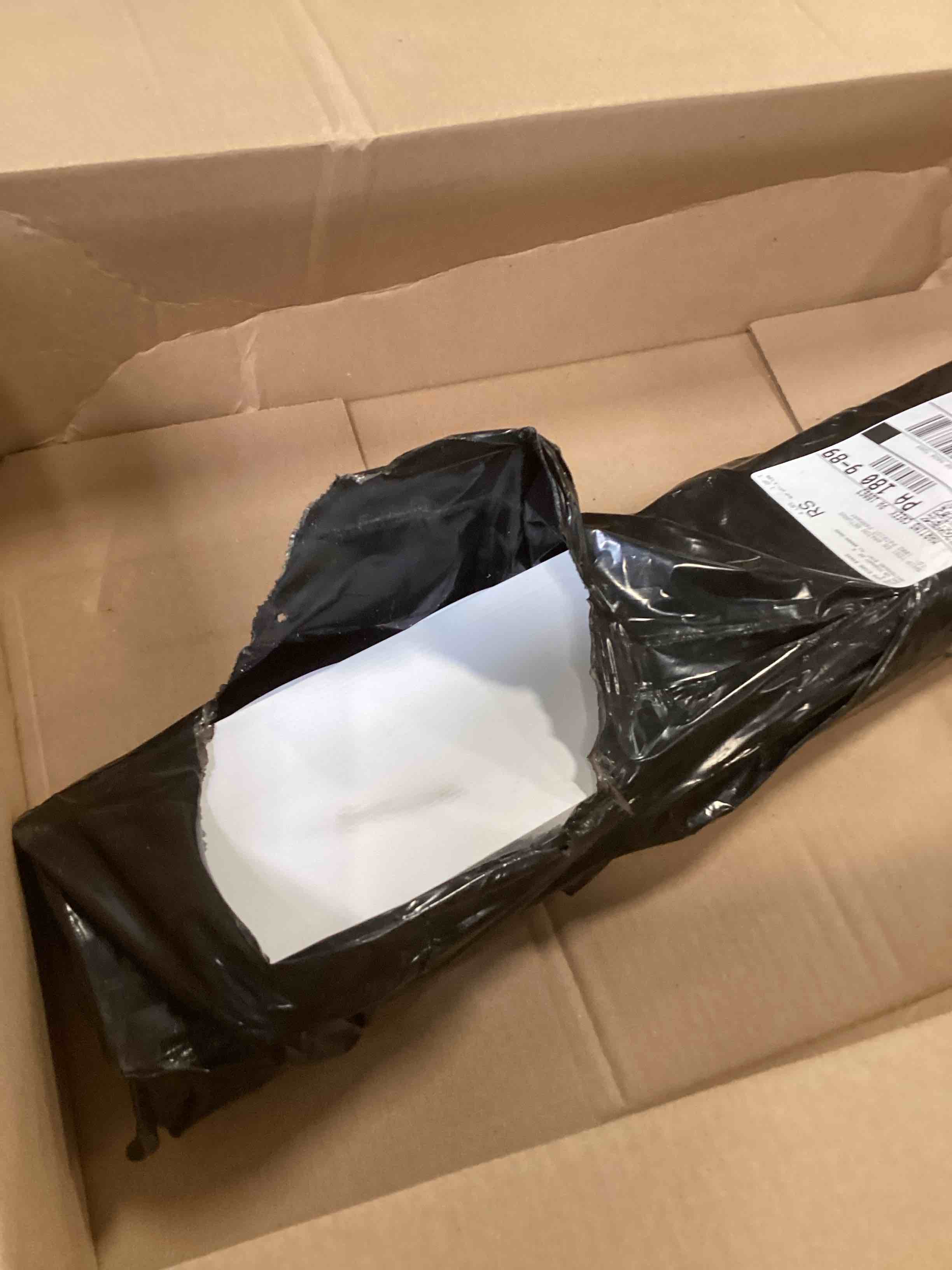 https://s3.amazonaws.com/lotting-images-prod/bidfta/TEA3685225_1745847548357.jpeg