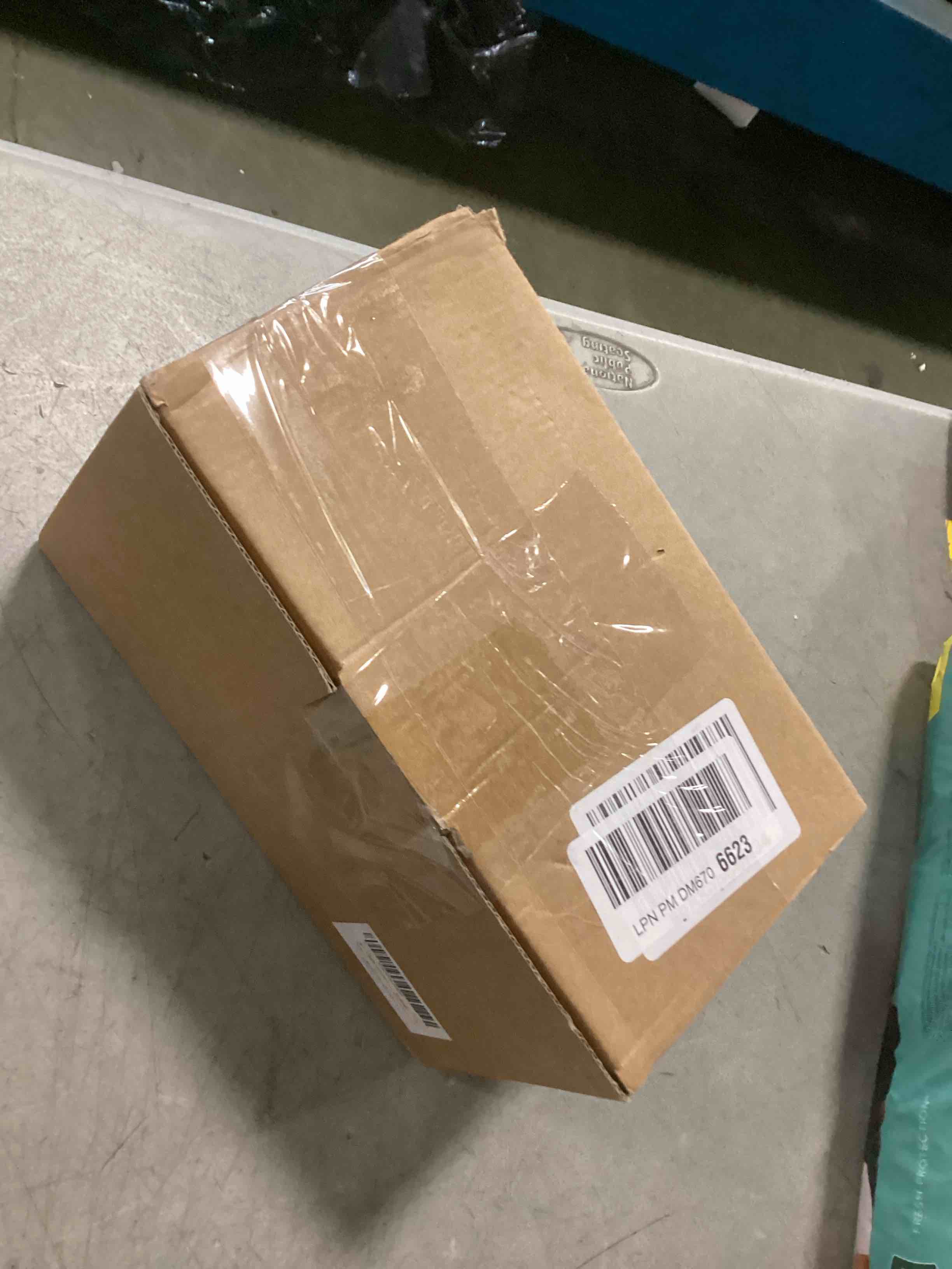 https://s3.amazonaws.com/lotting-images-prod/bidfta/TEA3685890_1746103755187.jpeg