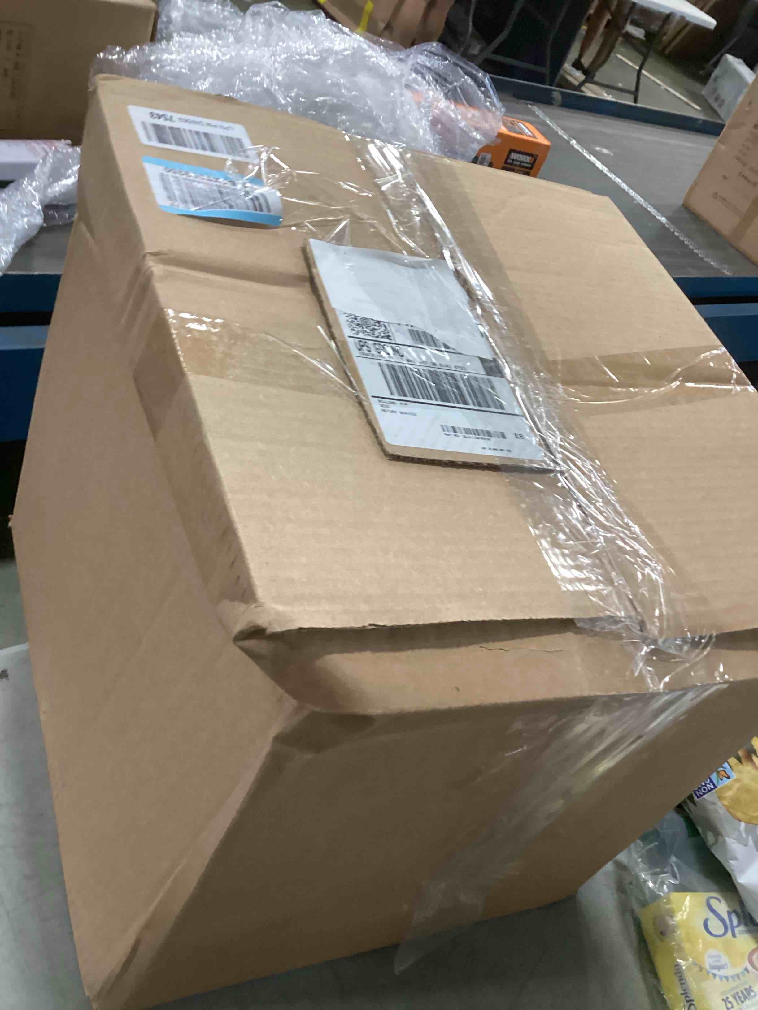https://s3.amazonaws.com/lotting-images-prod/bidfta/TEA3685929_1746120913318.jpeg