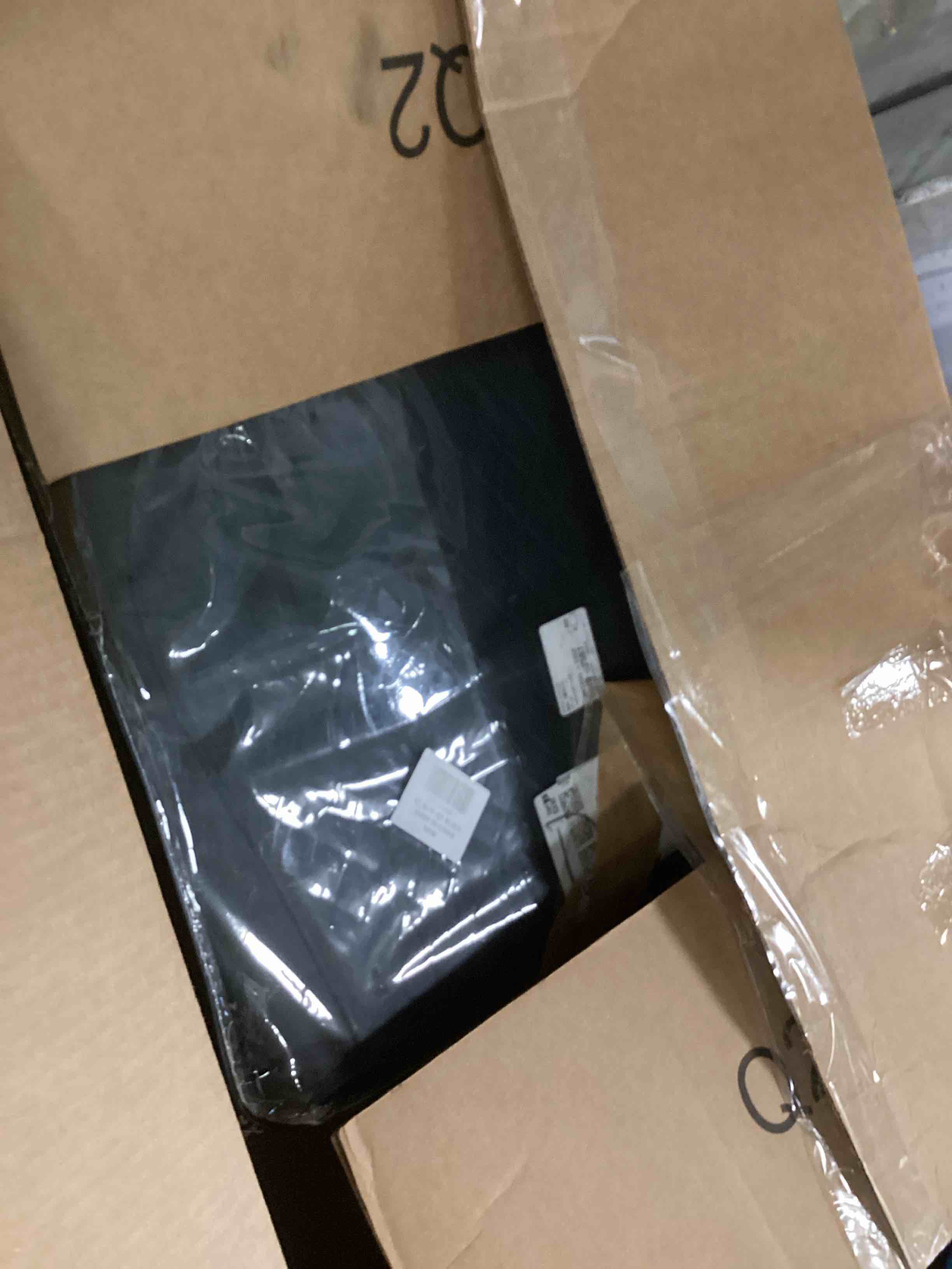 https://s3.amazonaws.com/lotting-images-prod/bidfta/TEA3686227_1746456284881.jpeg