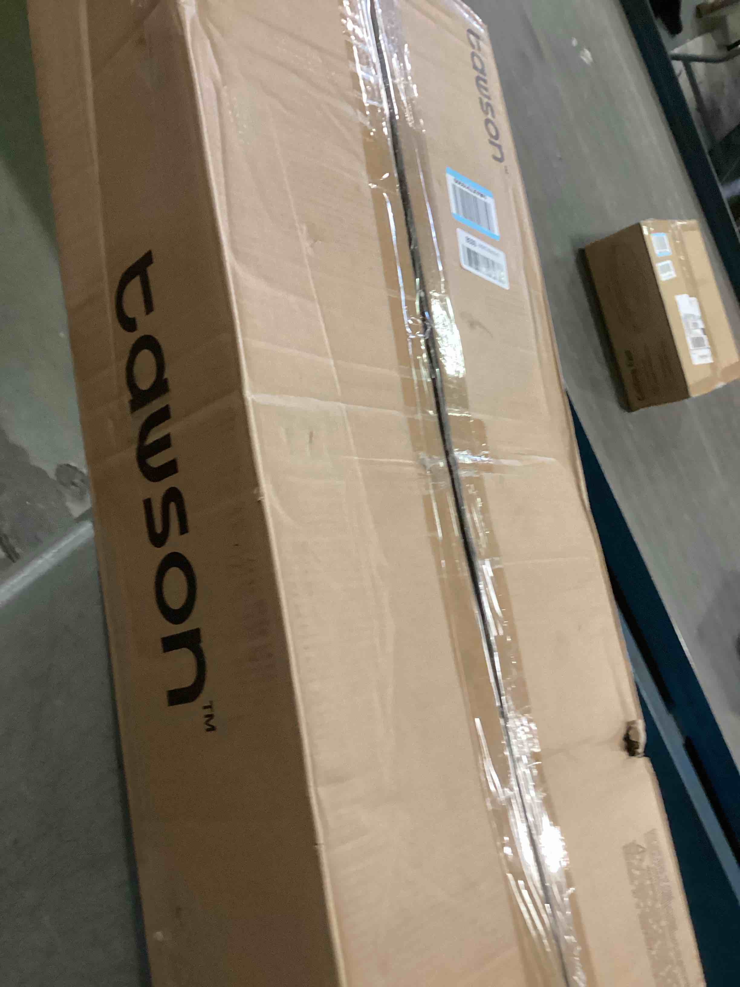 https://s3.amazonaws.com/lotting-images-prod/bidfta/TEA3686821_1746644143132.jpeg