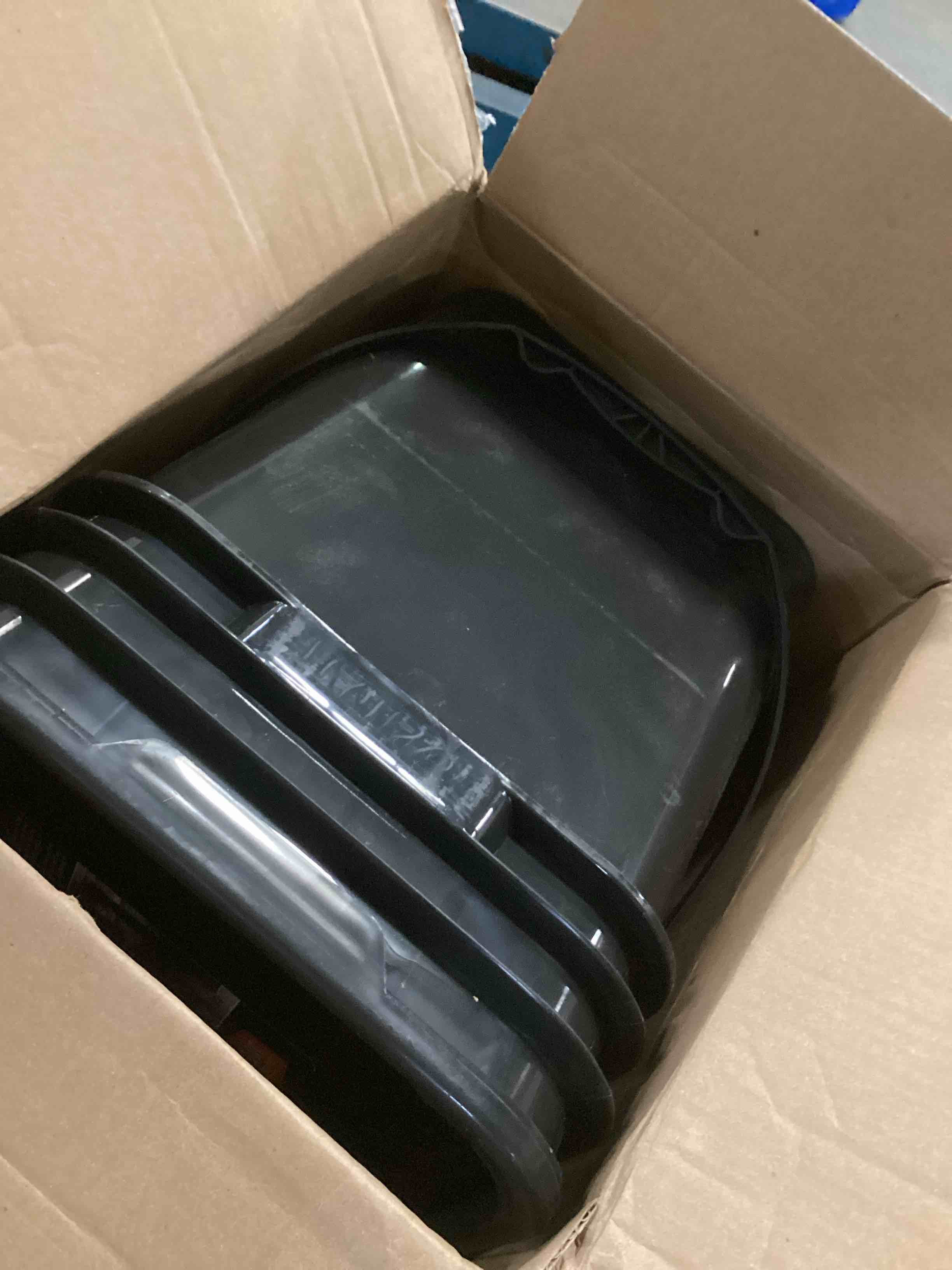 https://s3.amazonaws.com/lotting-images-prod/bidfta/TEA3686847_1746640637370.jpeg