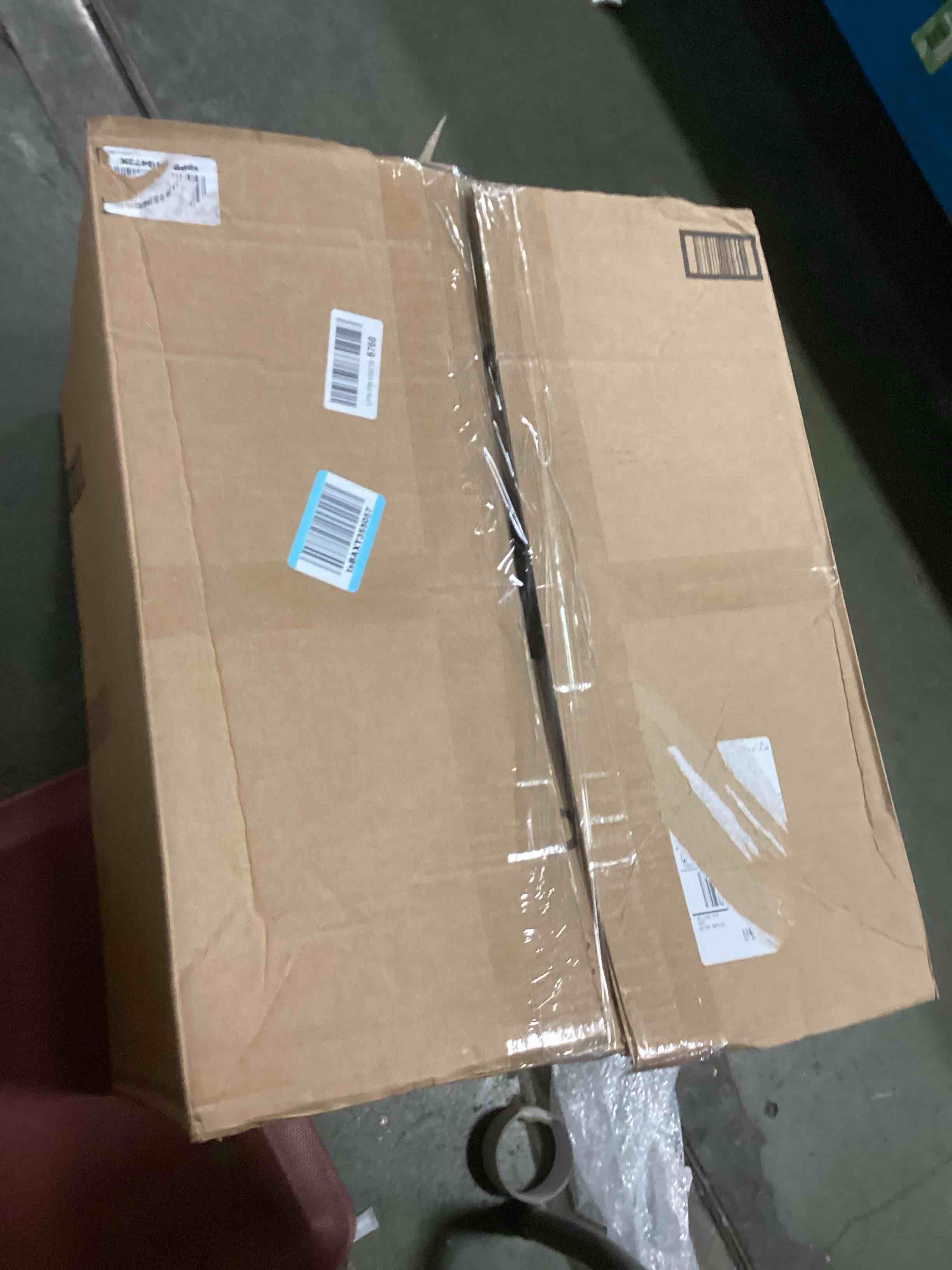 https://s3.amazonaws.com/lotting-images-prod/bidfta/TEA3686874_1746635592251.jpeg