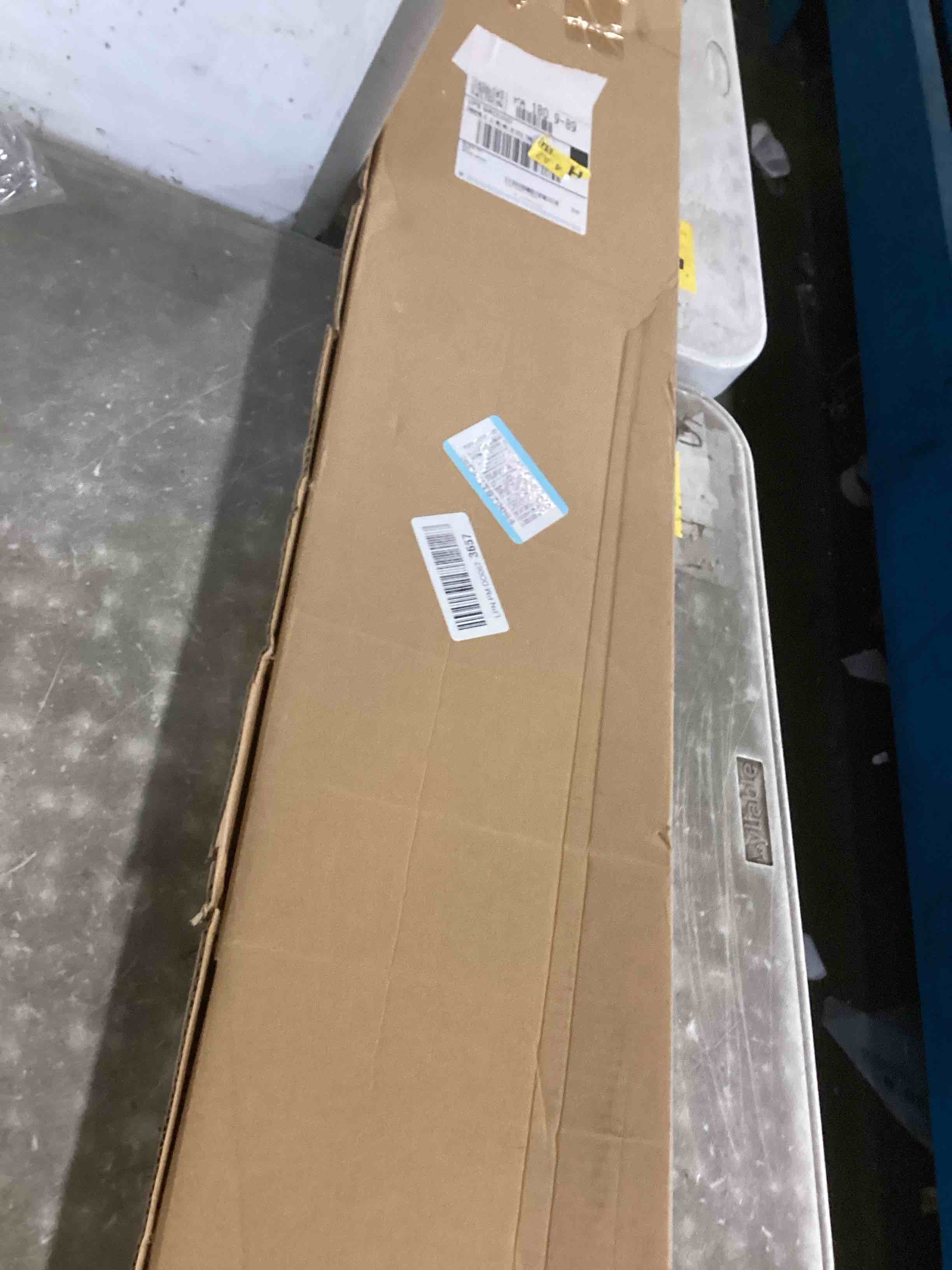 Retractable Cargo Cover for Honda CRV 2023 2024 (Include Hybrid) Trunk Cargo Cover Luggage Security Shade Cover for CR-V 2023 2024 Shielding Shade Anti-Peeping Luggage Privacy Screen