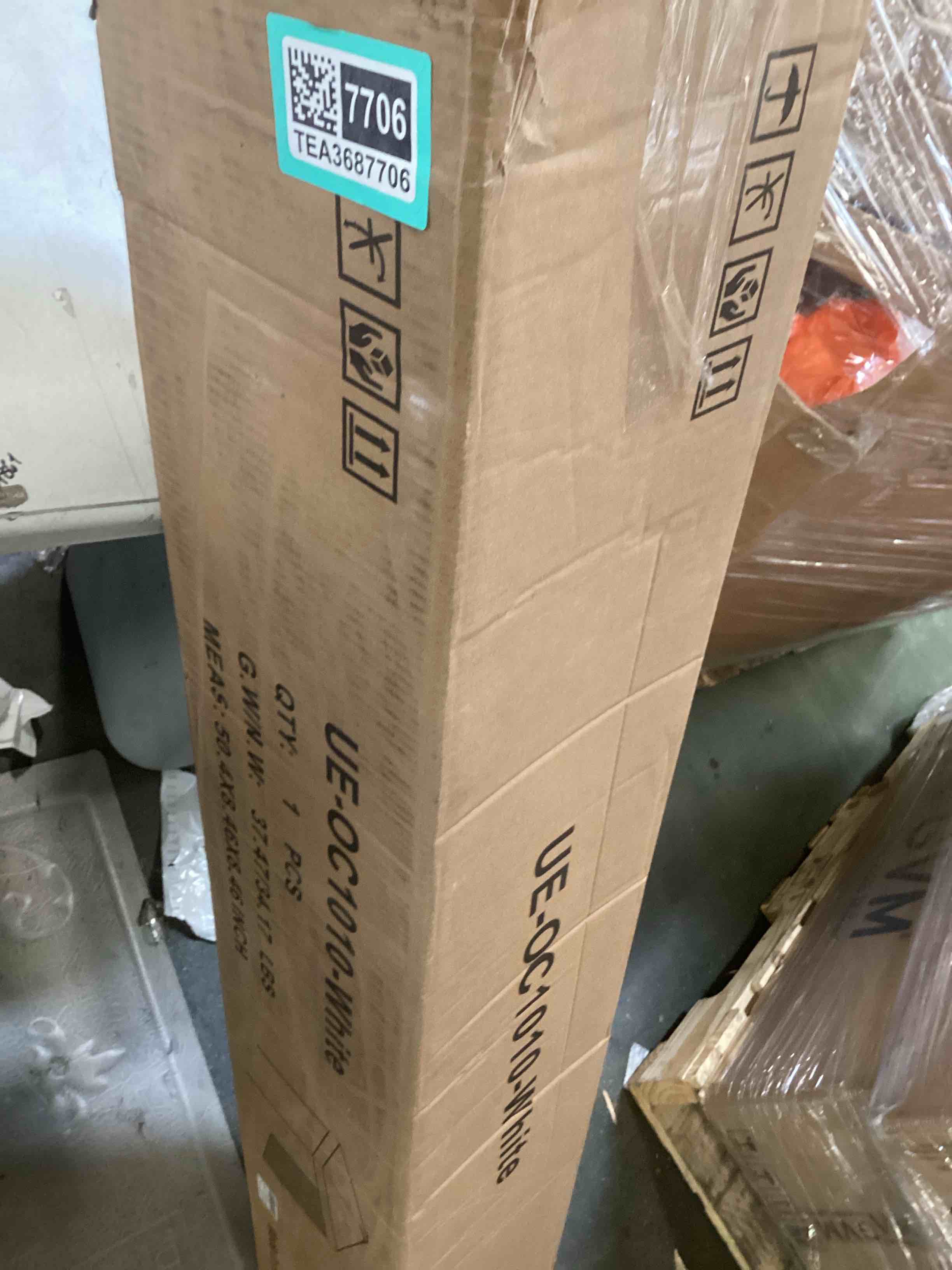 https://s3.amazonaws.com/lotting-images-prod/bidfta/TEA3687706_1747164798595.jpeg