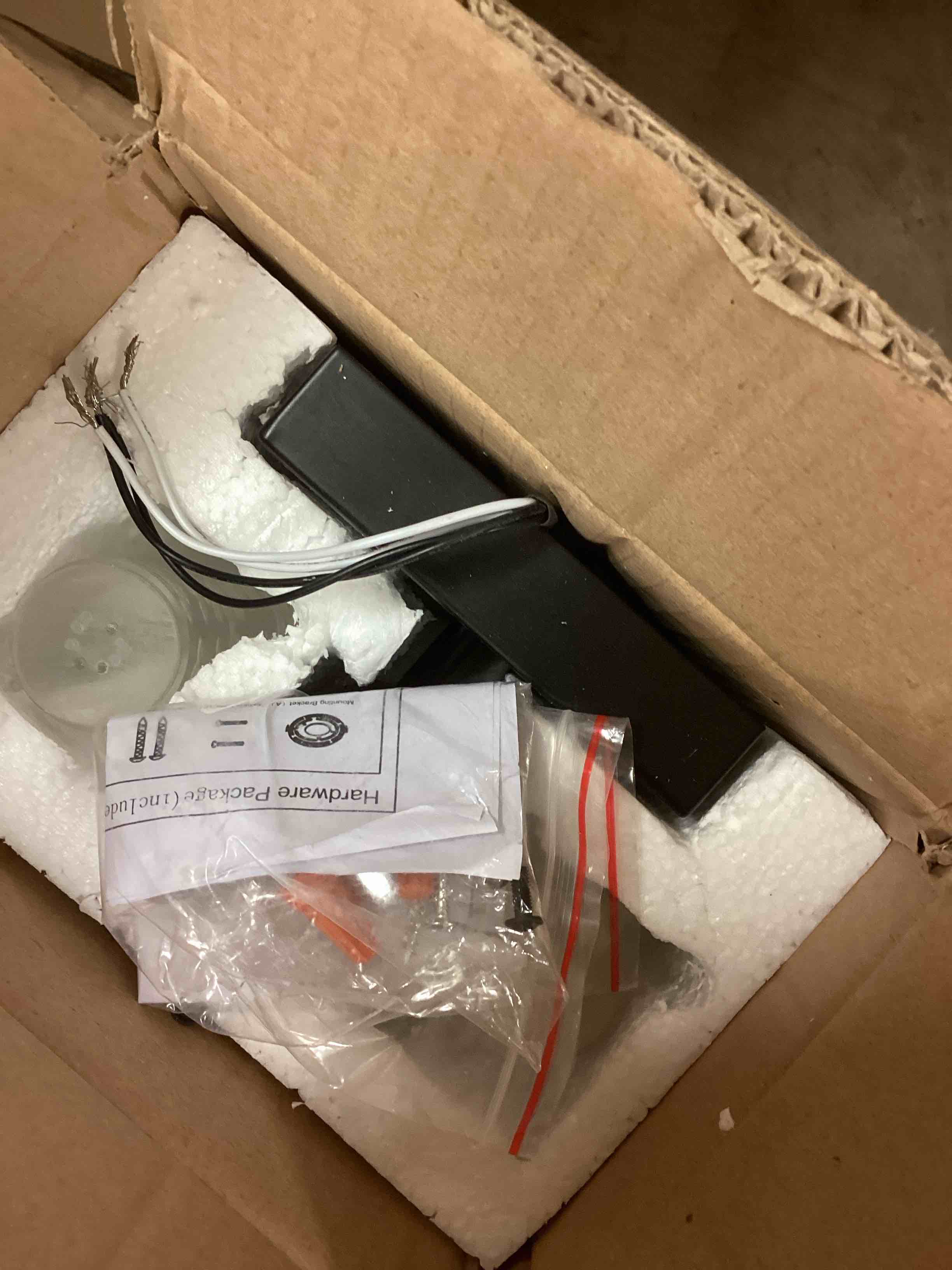 Condition photo showing Good Condition for bellamay 1 - light dimmable led wall sconce finish: black