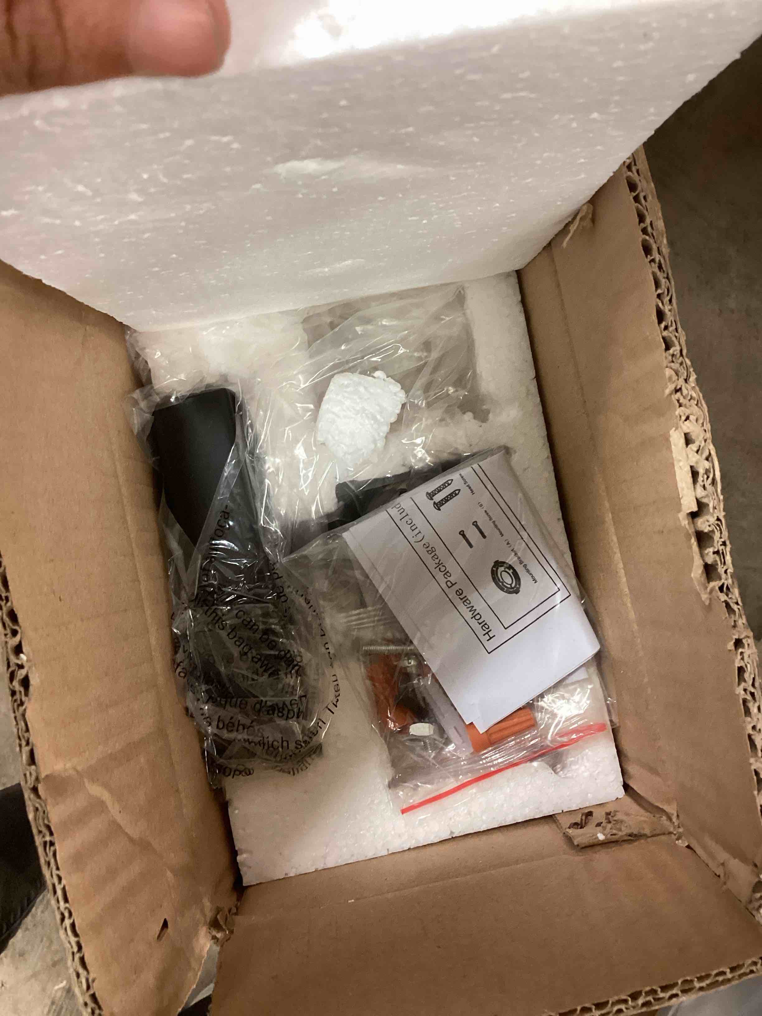 Condition photo showing Good Condition for bellamay 1 - light dimmable led wall sconce finish: black