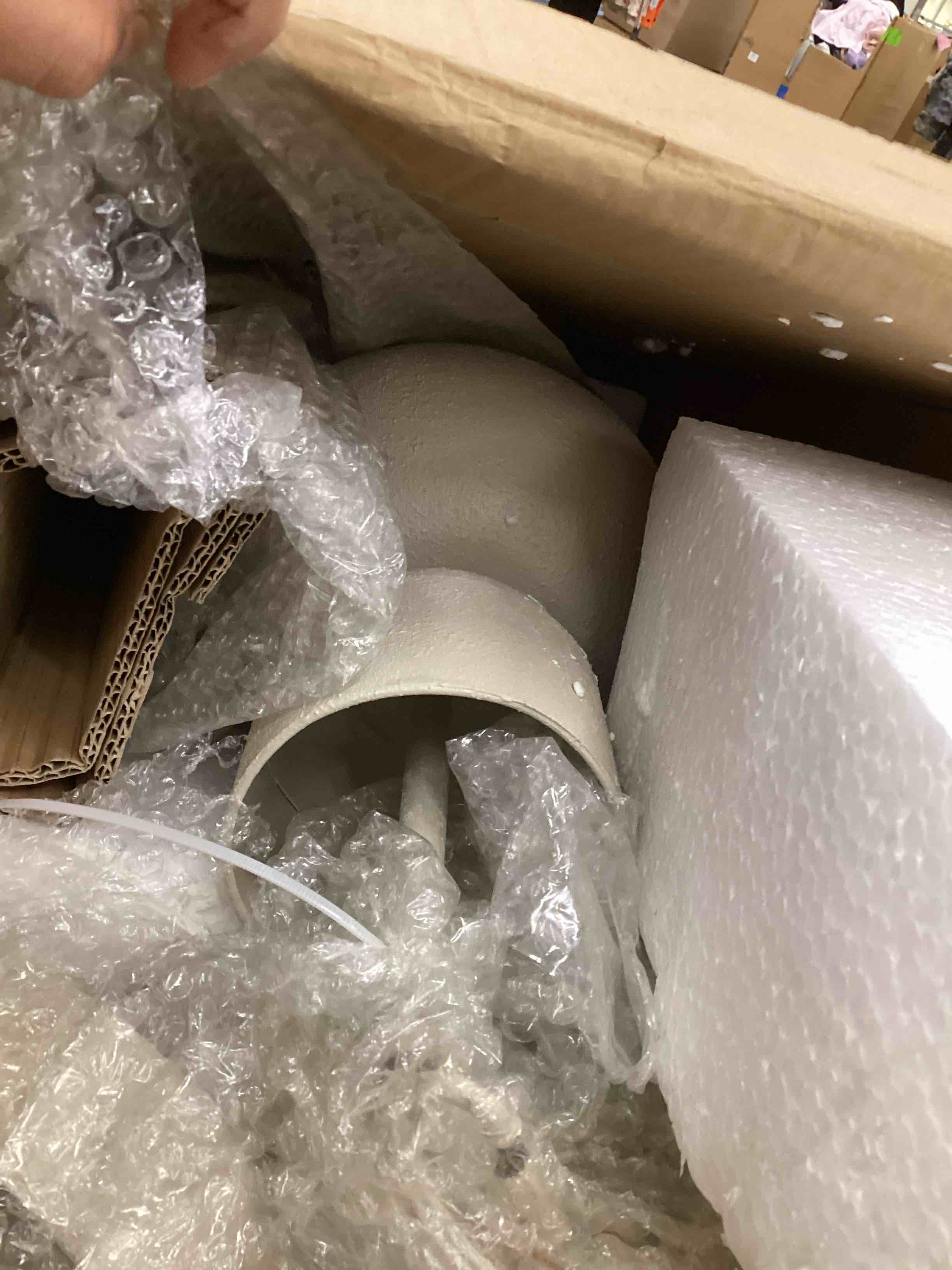 https://s3.amazonaws.com/lotting-images-prod/bidfta/TEA3748154_1777475350475.jpeg