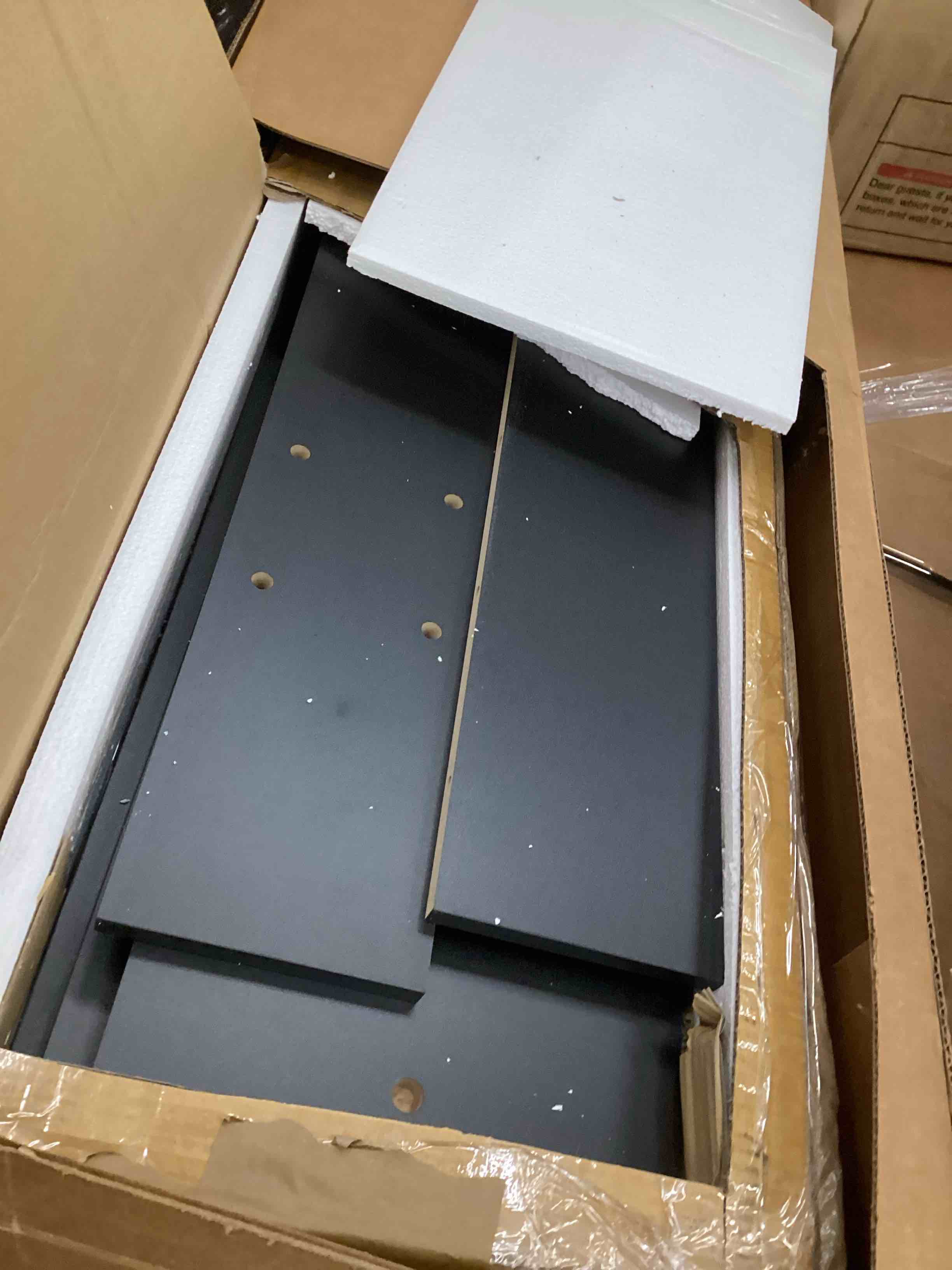 https://s3.amazonaws.com/lotting-images-prod/bidfta/TEA3748220_1777479053842.jpeg