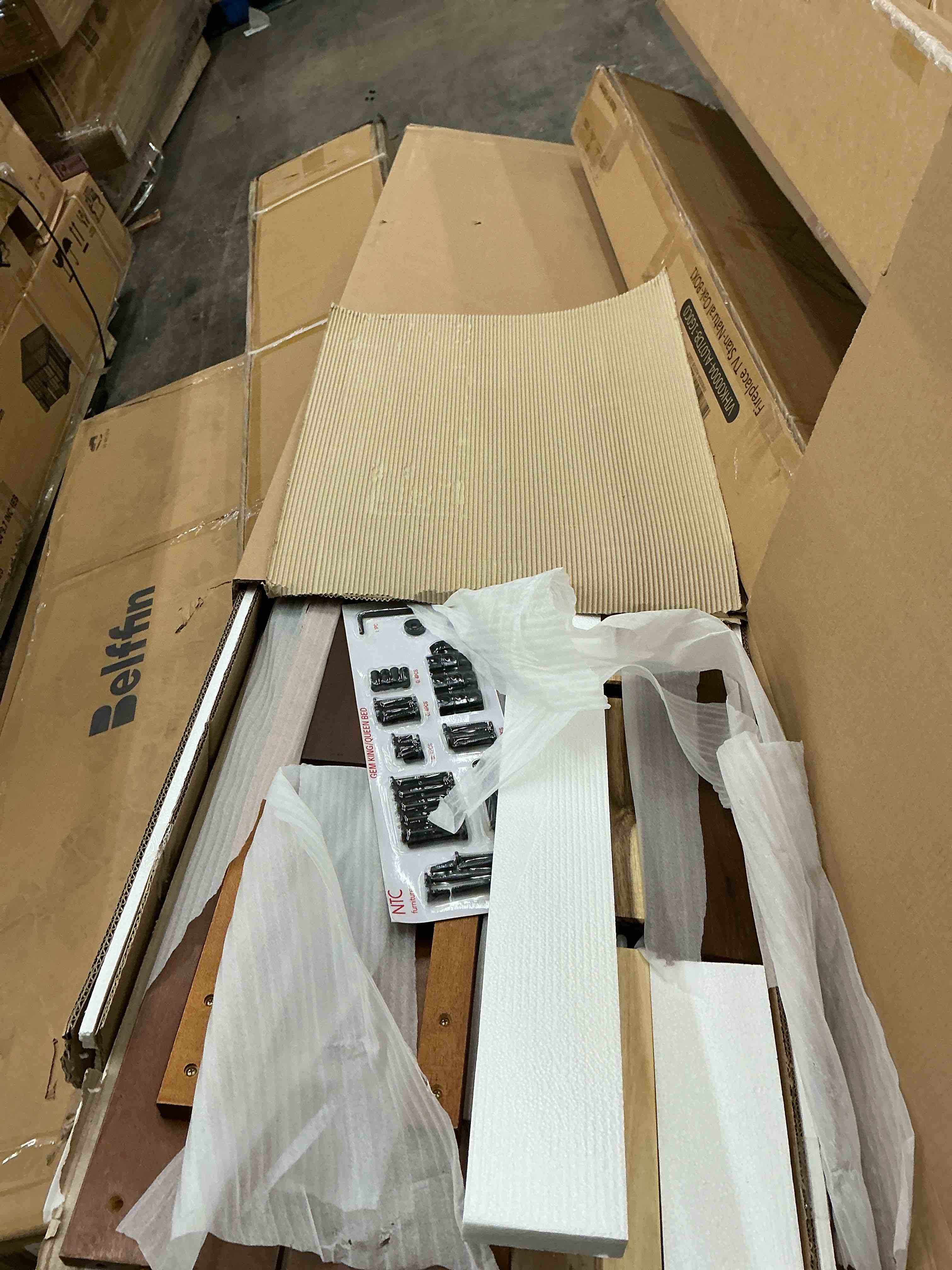 https://s3.amazonaws.com/lotting-images-prod/bidfta/TEA3748309_1777558874587.jpeg