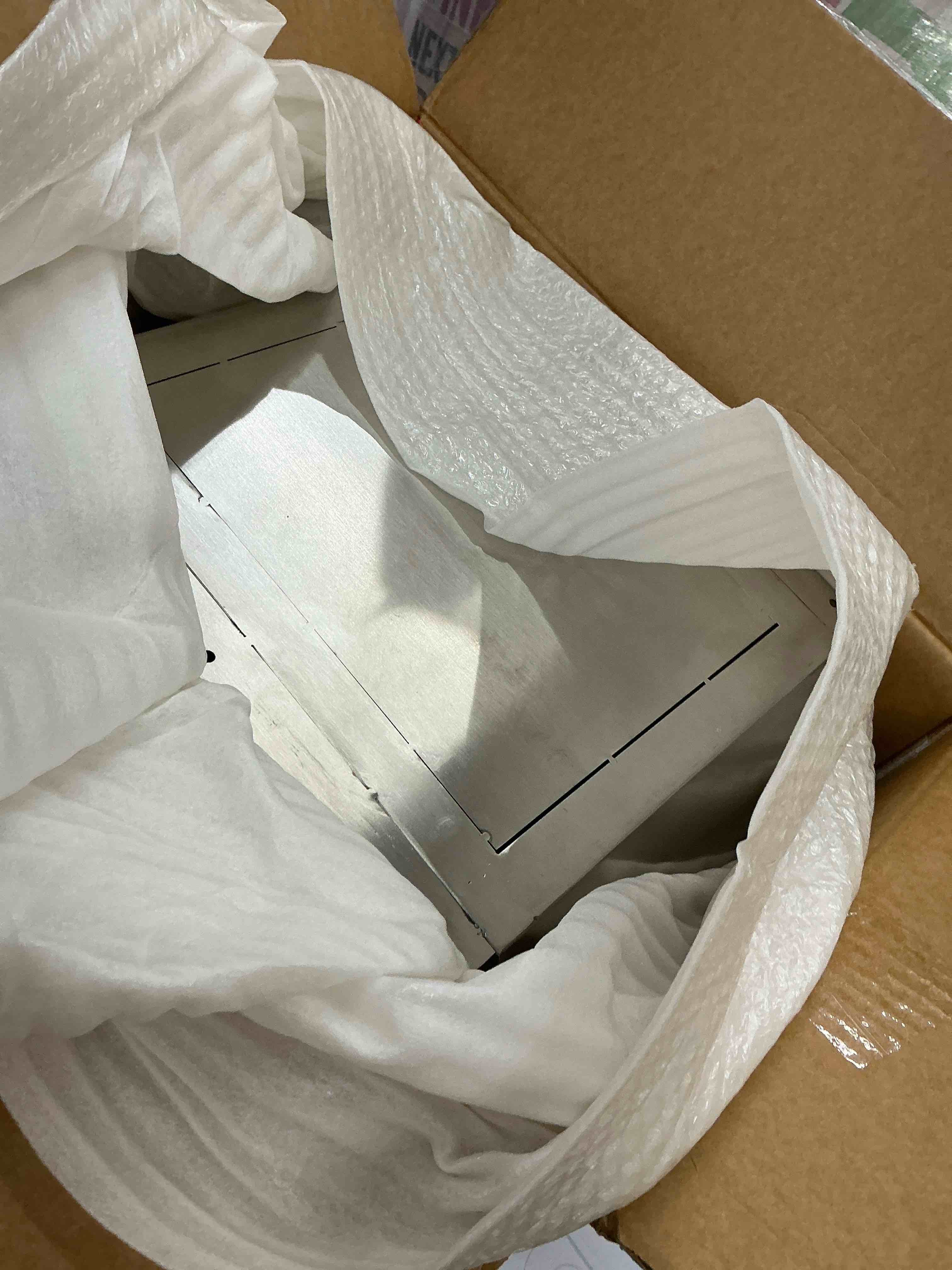 https://s3.amazonaws.com/lotting-images-prod/bidfta/TEA3748314_1777561136918.jpeg