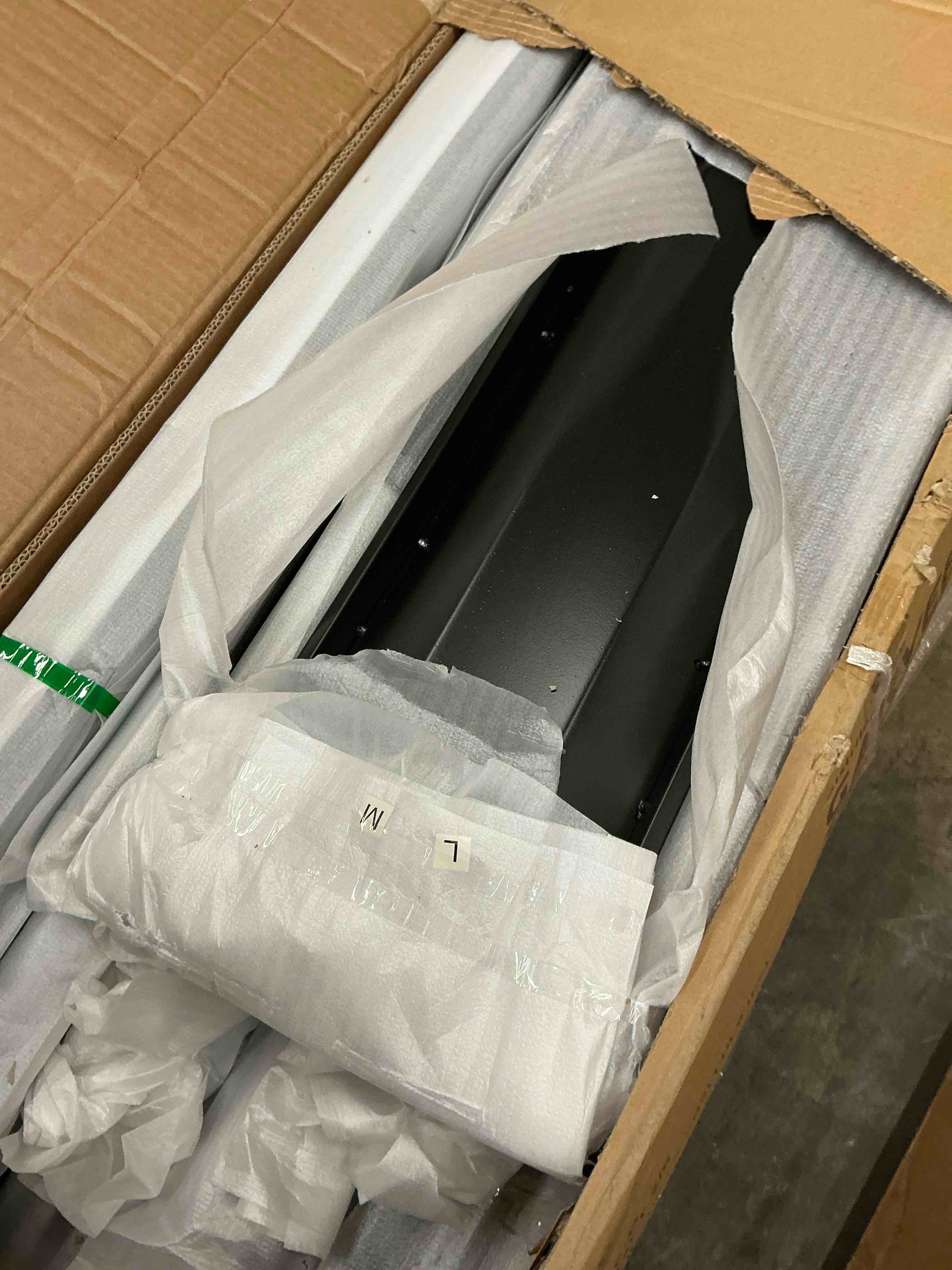 https://s3.amazonaws.com/lotting-images-prod/bidfta/TEA3748335_1777569824569.jpeg