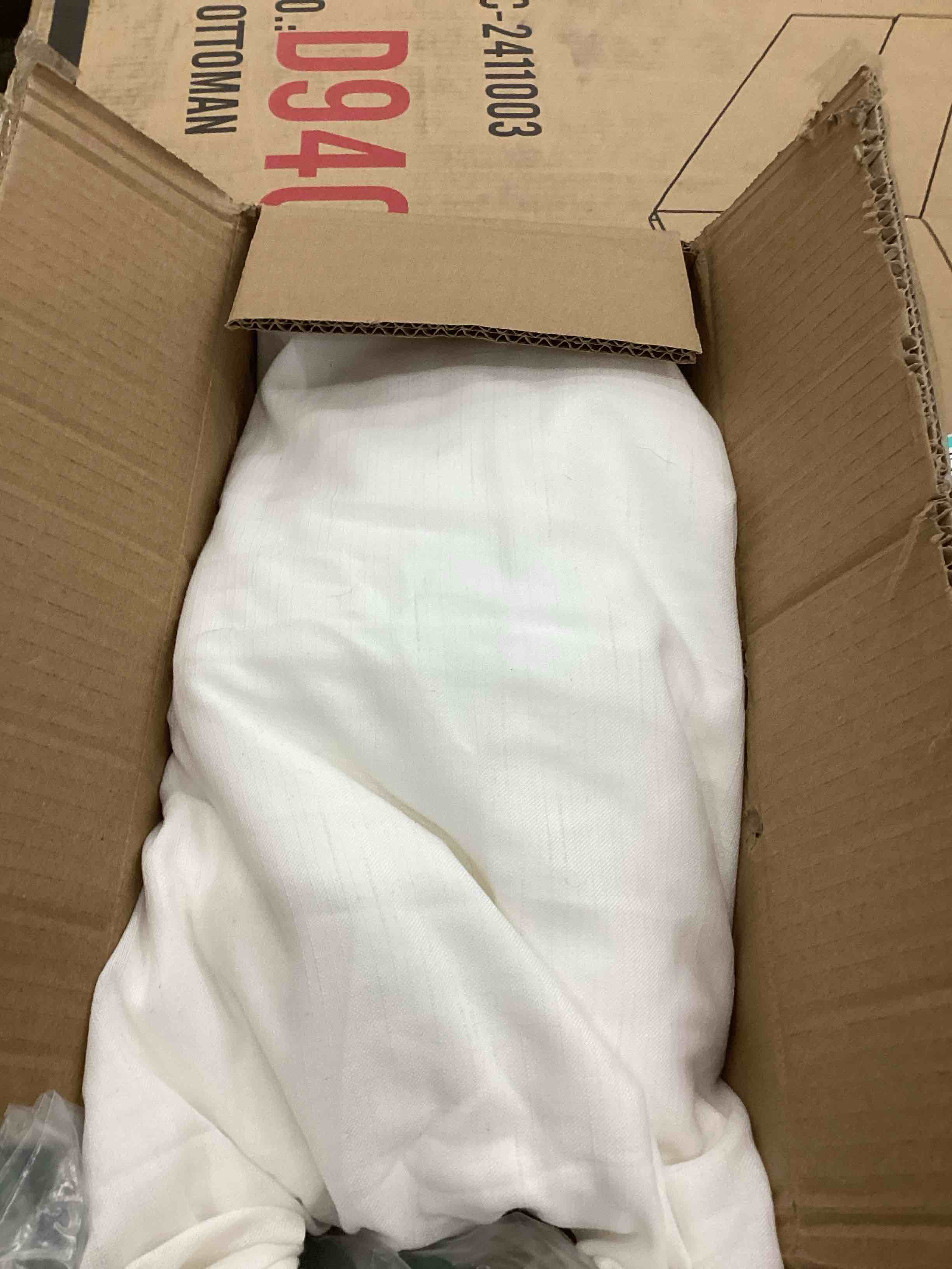https://s3.amazonaws.com/lotting-images-prod/bidfta/TEA3748597_1777668322678.jpeg