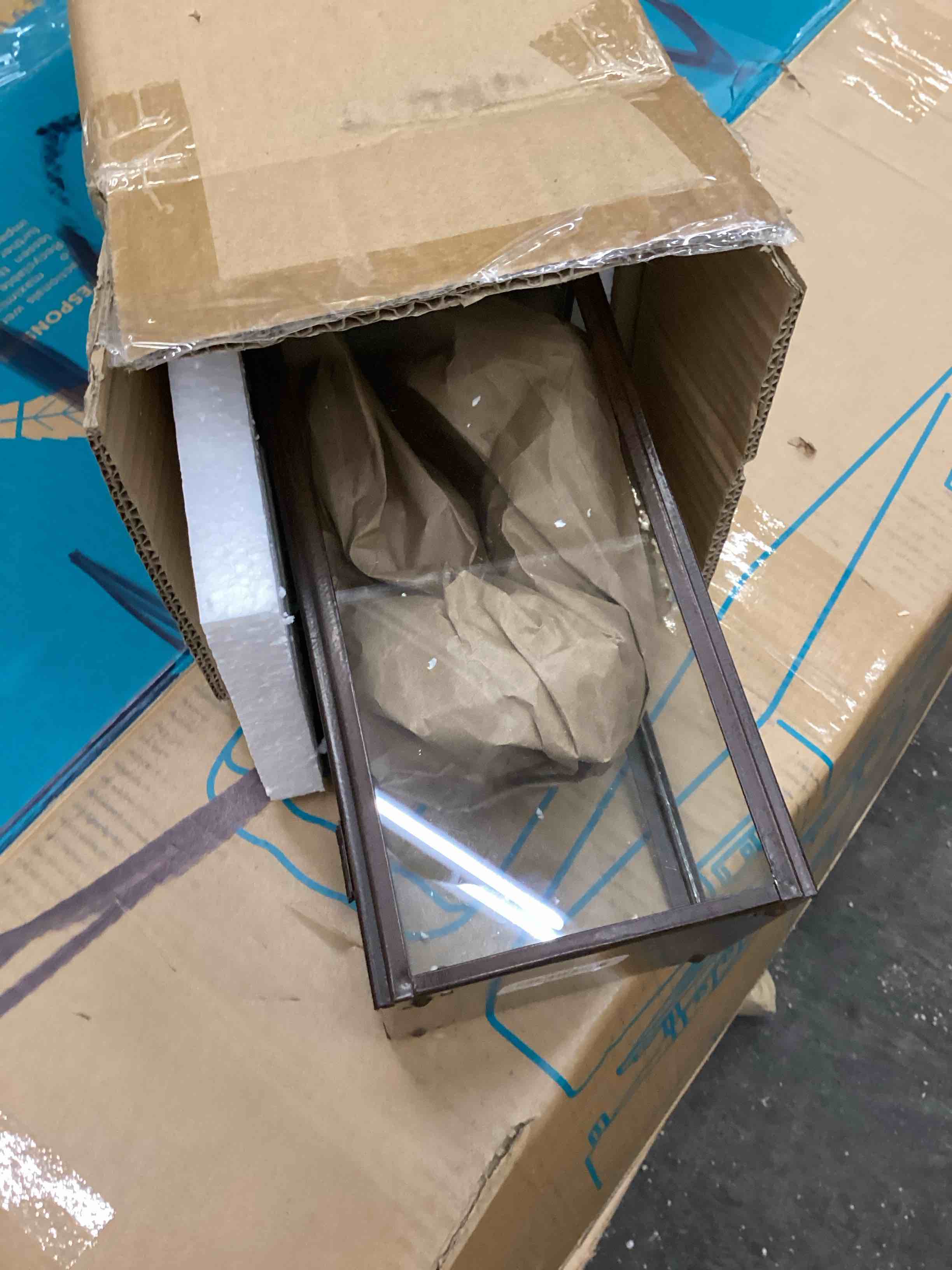 https://s3.amazonaws.com/lotting-images-prod/bidfta/TEA3748667_1778012695833.jpeg