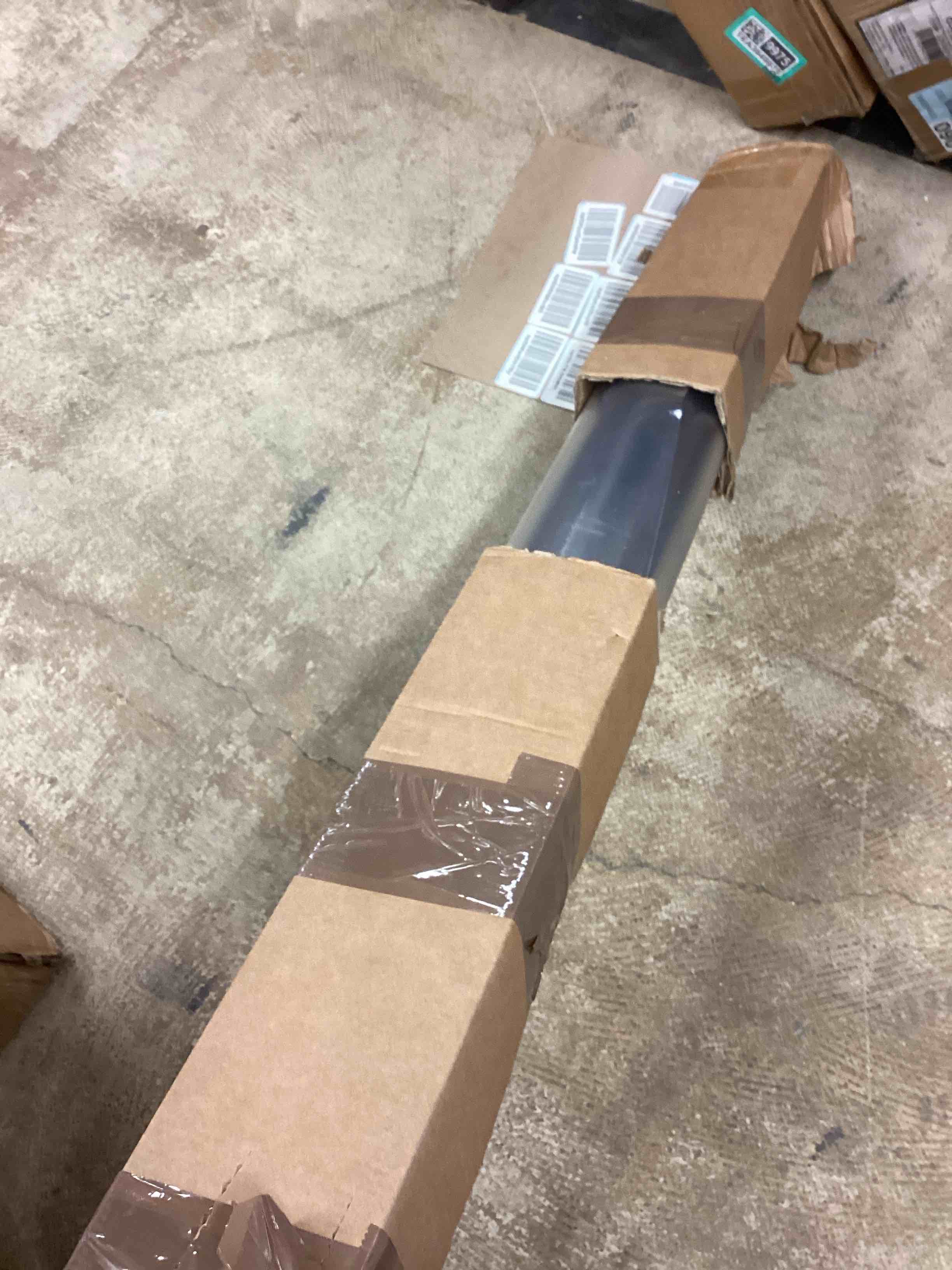 https://s3.amazonaws.com/lotting-images-prod/bidfta/TEA3748901_1778529189932.jpeg