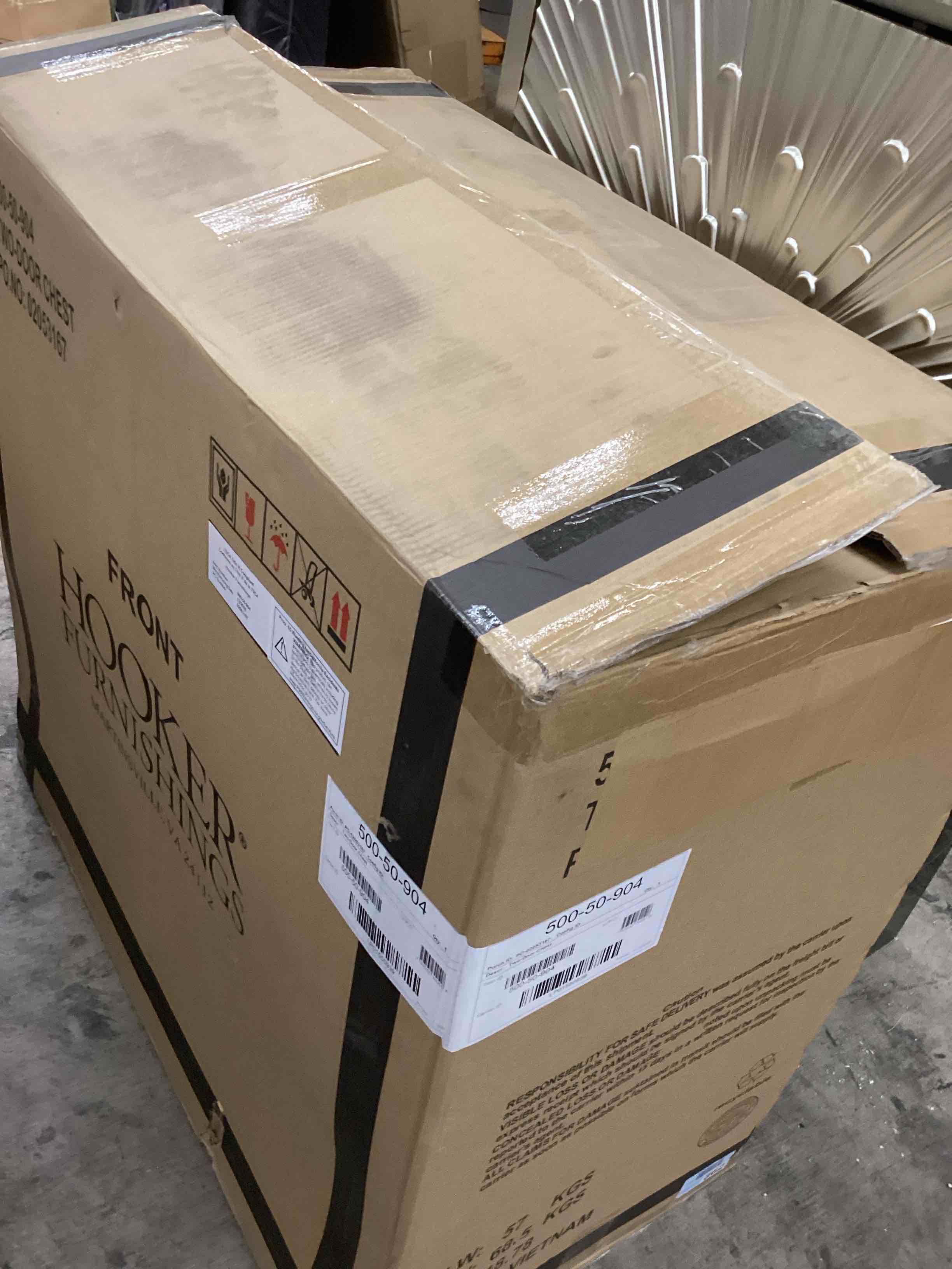https://s3.amazonaws.com/lotting-images-prod/bidfta/TEA3749057_1778530870209.jpeg