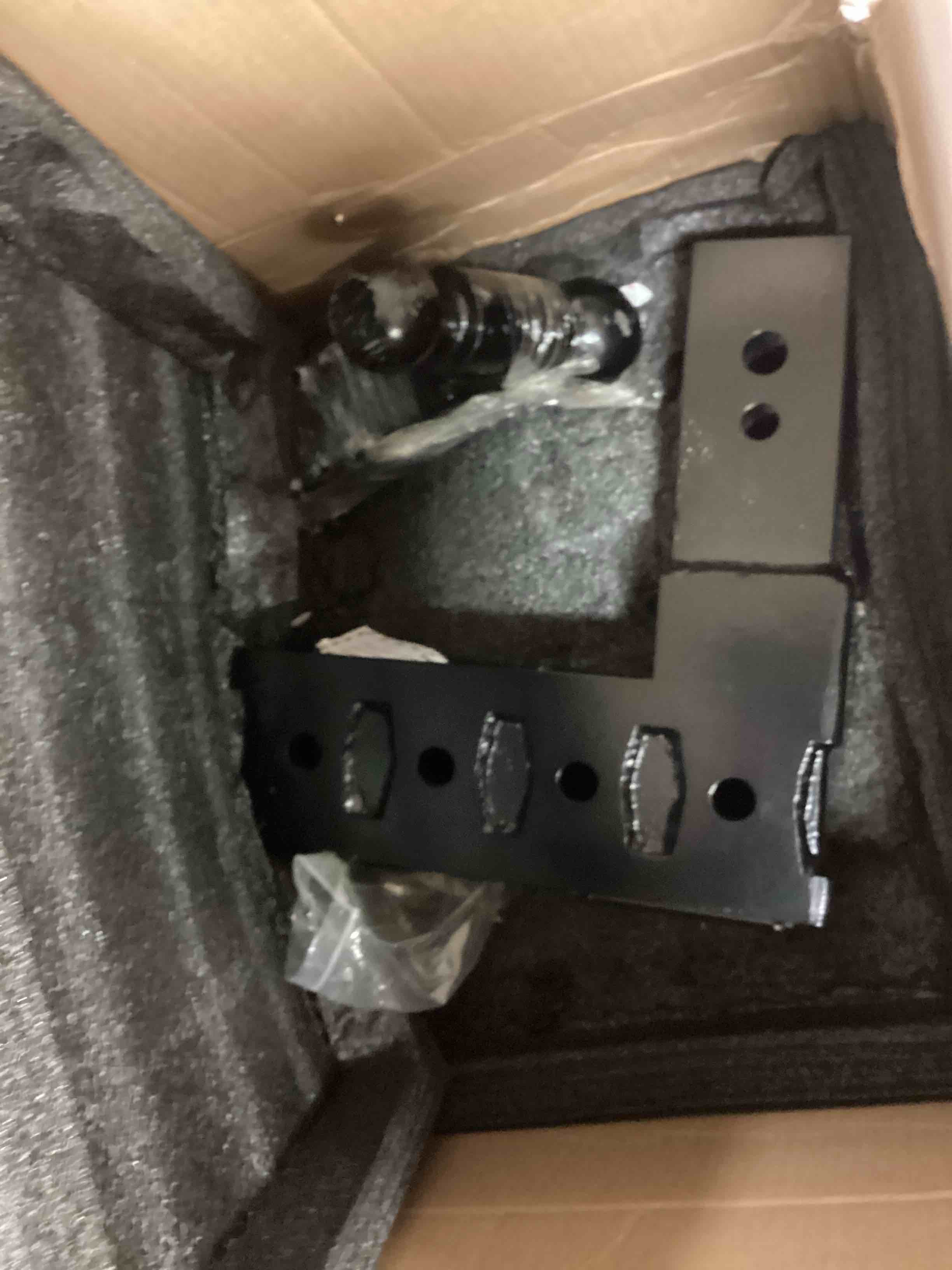 https://s3.amazonaws.com/lotting-images-prod/bidfta/TEA3749108_1778531507790.jpeg