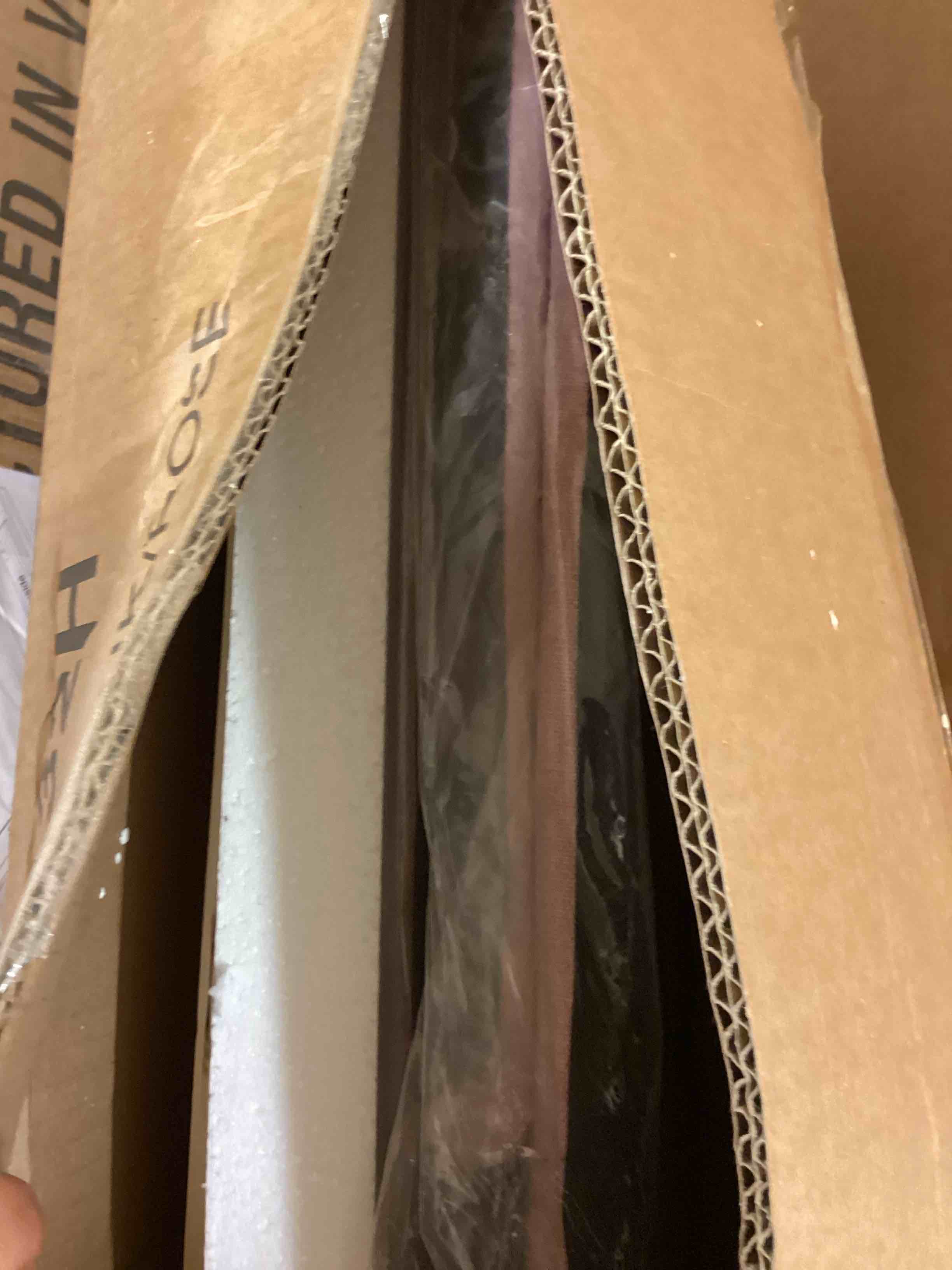 https://s3.amazonaws.com/lotting-images-prod/bidfta/TEA3749129_1778611188325.jpeg