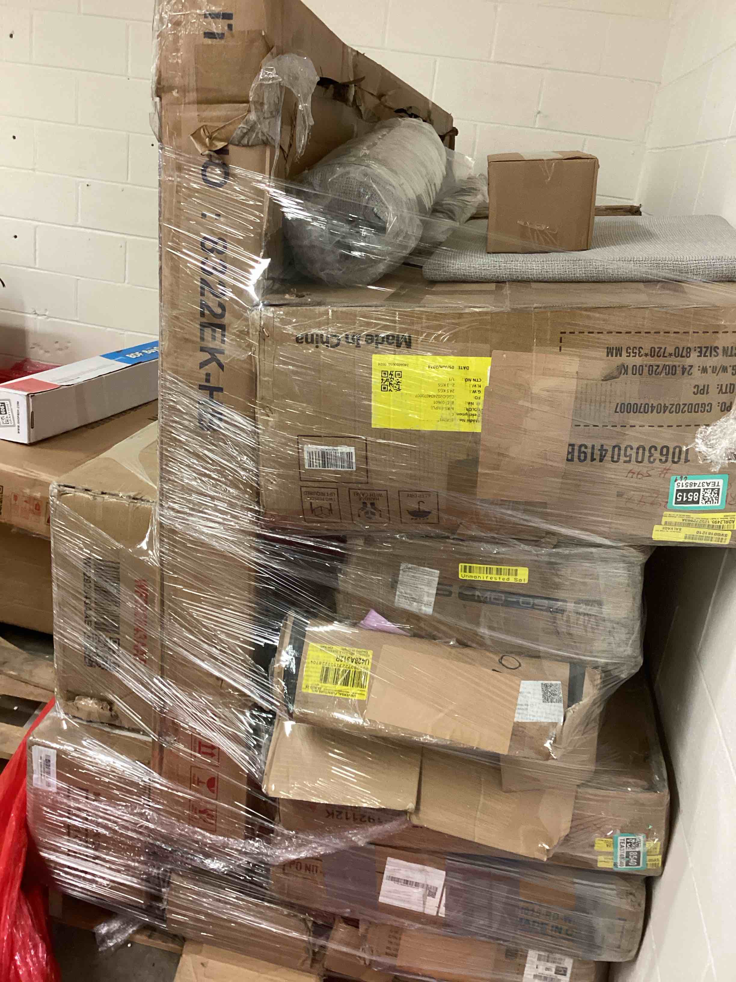 pallet lot of Items for Home Furnitures includes: parts of Modular sectional sofa/ Bed Rails Queen/King/ Parts Sofa/ parts Full floor bunk with shelves/ Headboard and more