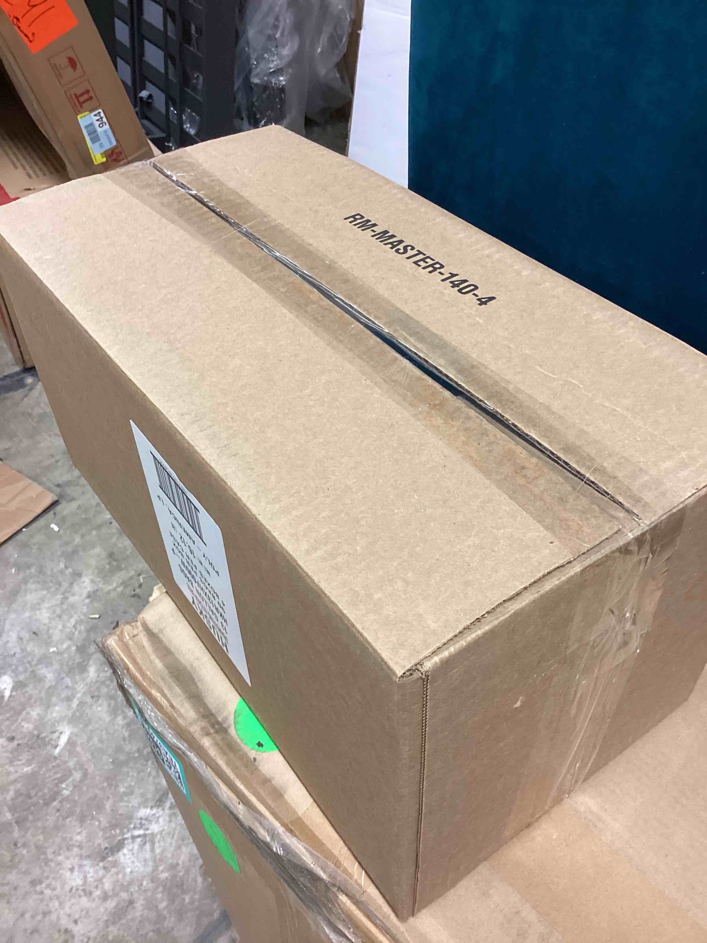 https://s3.amazonaws.com/lotting-images-prod/bidfta/TEA3749190_1778767088034.jpeg