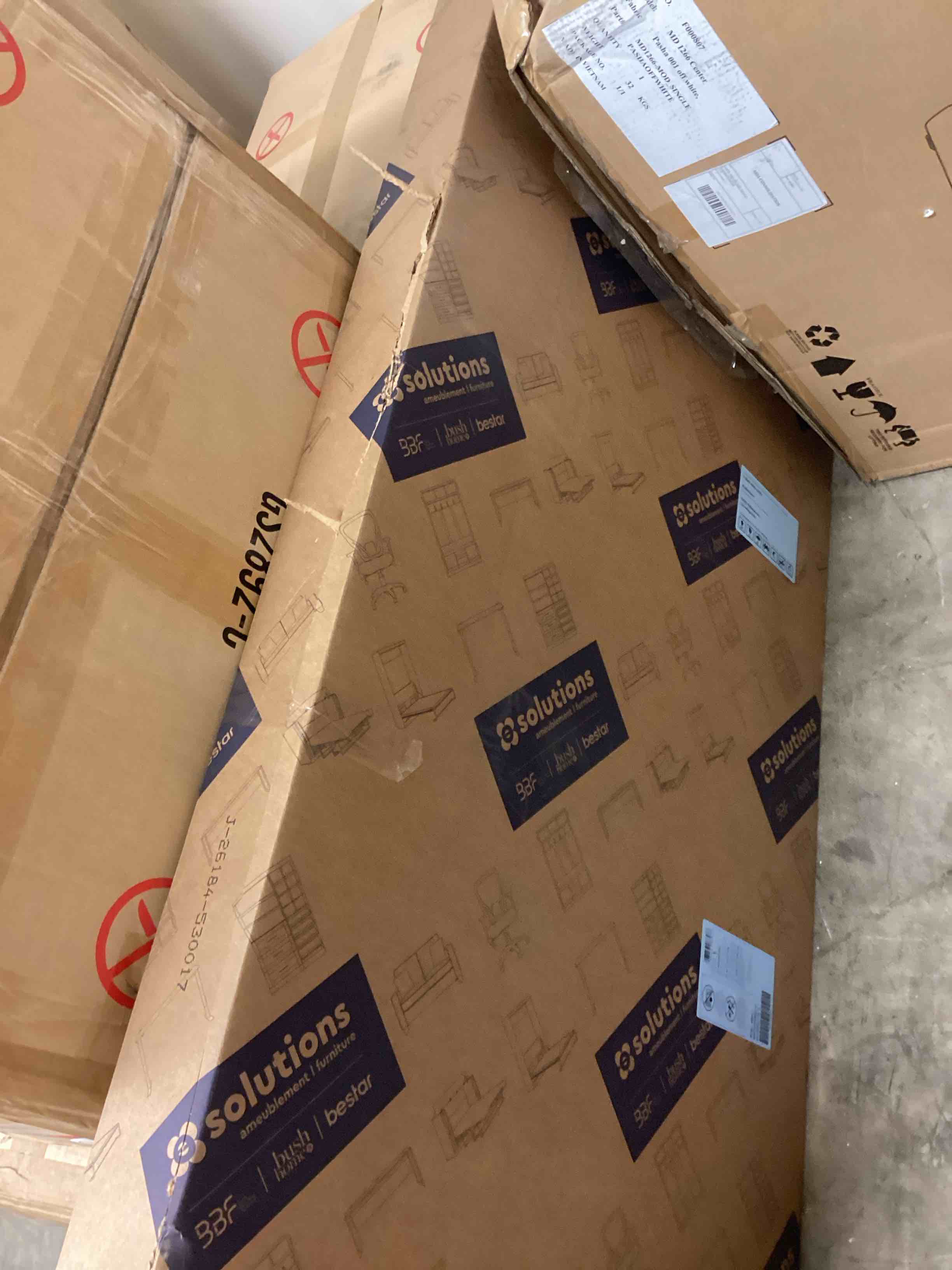 https://s3.amazonaws.com/lotting-images-prod/bidfta/TEA3749194_1778768334672.jpeg