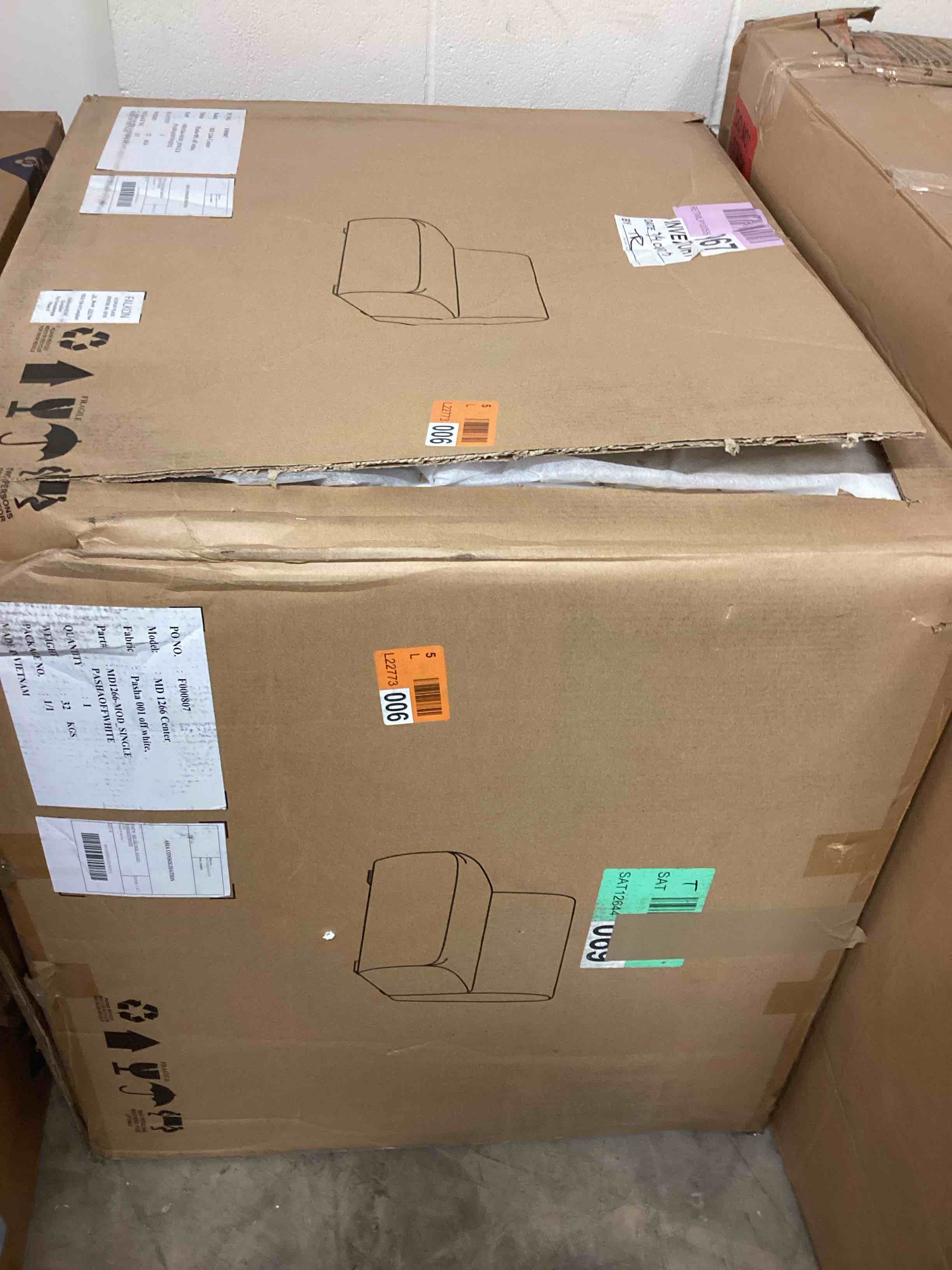https://s3.amazonaws.com/lotting-images-prod/bidfta/TEA3749195_1778769442693.jpeg