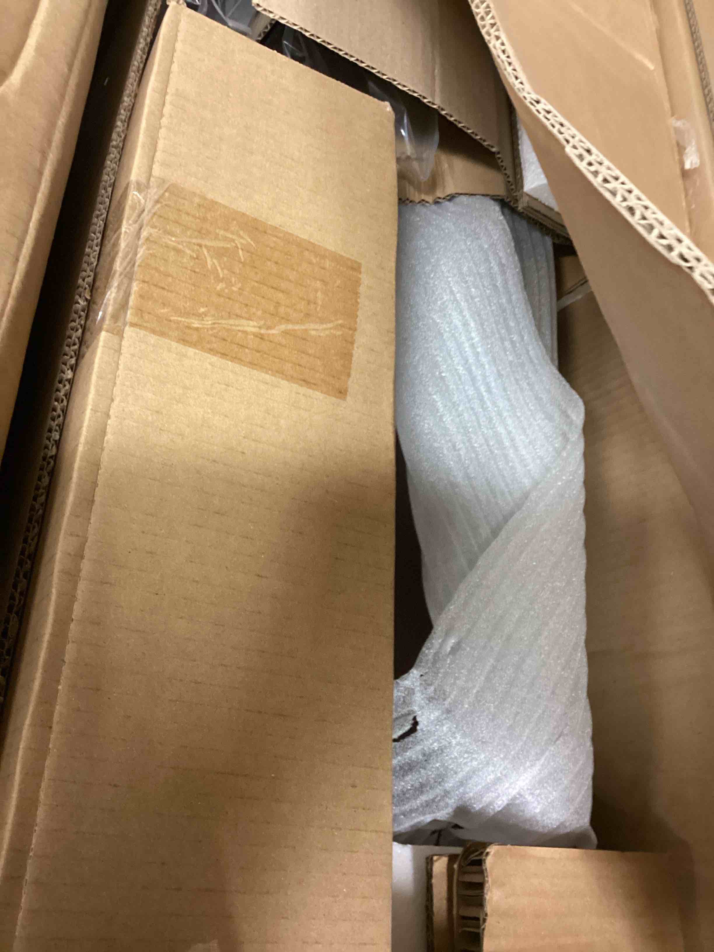 https://s3.amazonaws.com/lotting-images-prod/bidfta/TEA3749205_1778772049505.jpeg
