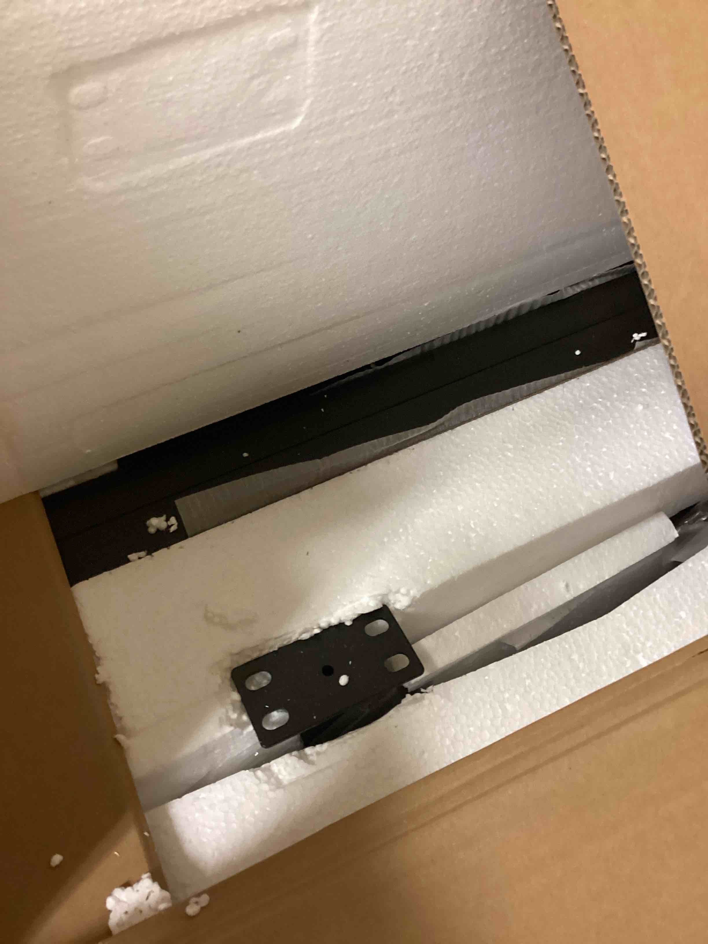 https://s3.amazonaws.com/lotting-images-prod/bidfta/TEA3749220_1778775536761.jpeg