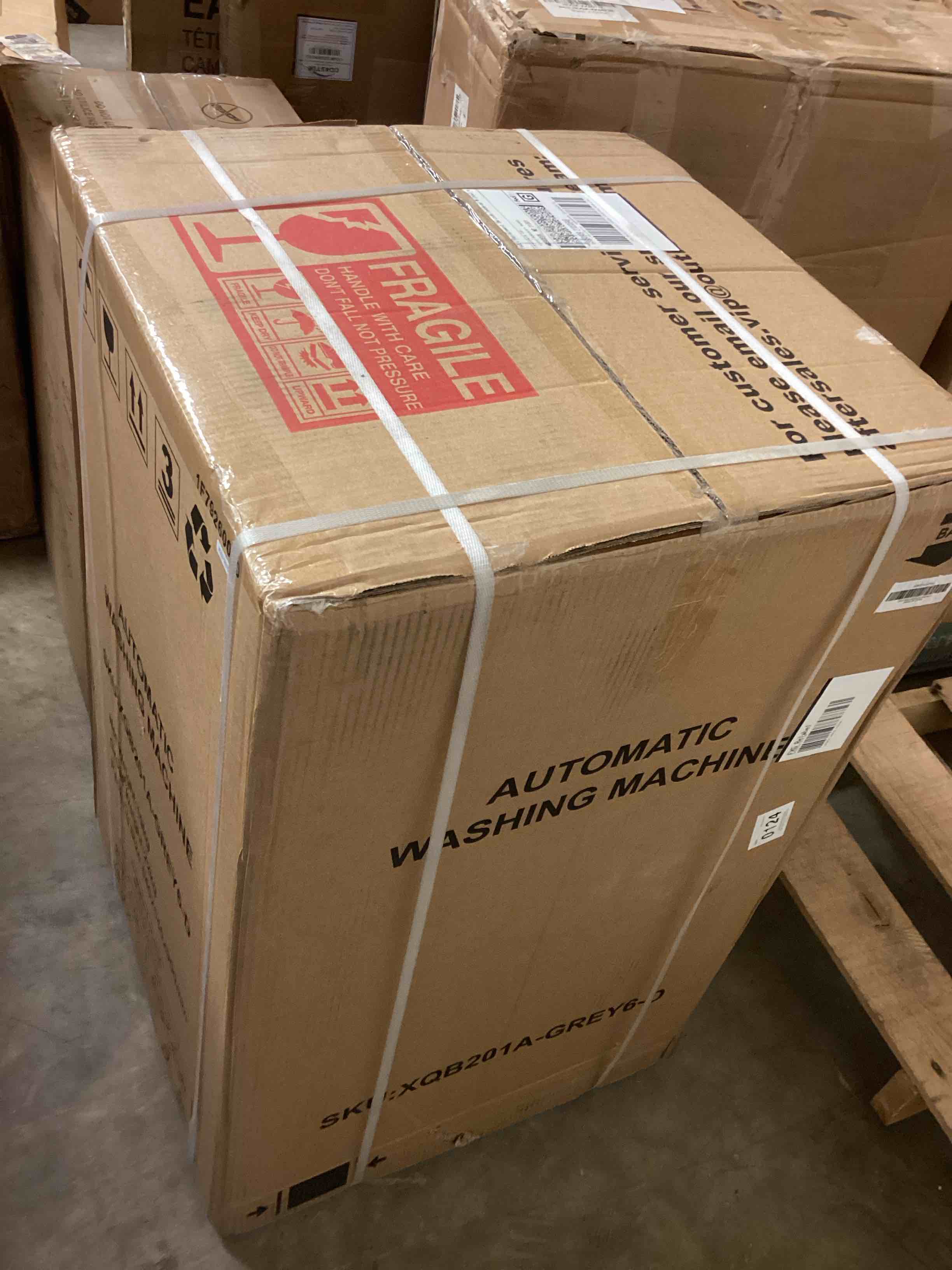https://s3.amazonaws.com/lotting-images-prod/bidfta/TEA3749224_1778776462178.jpeg