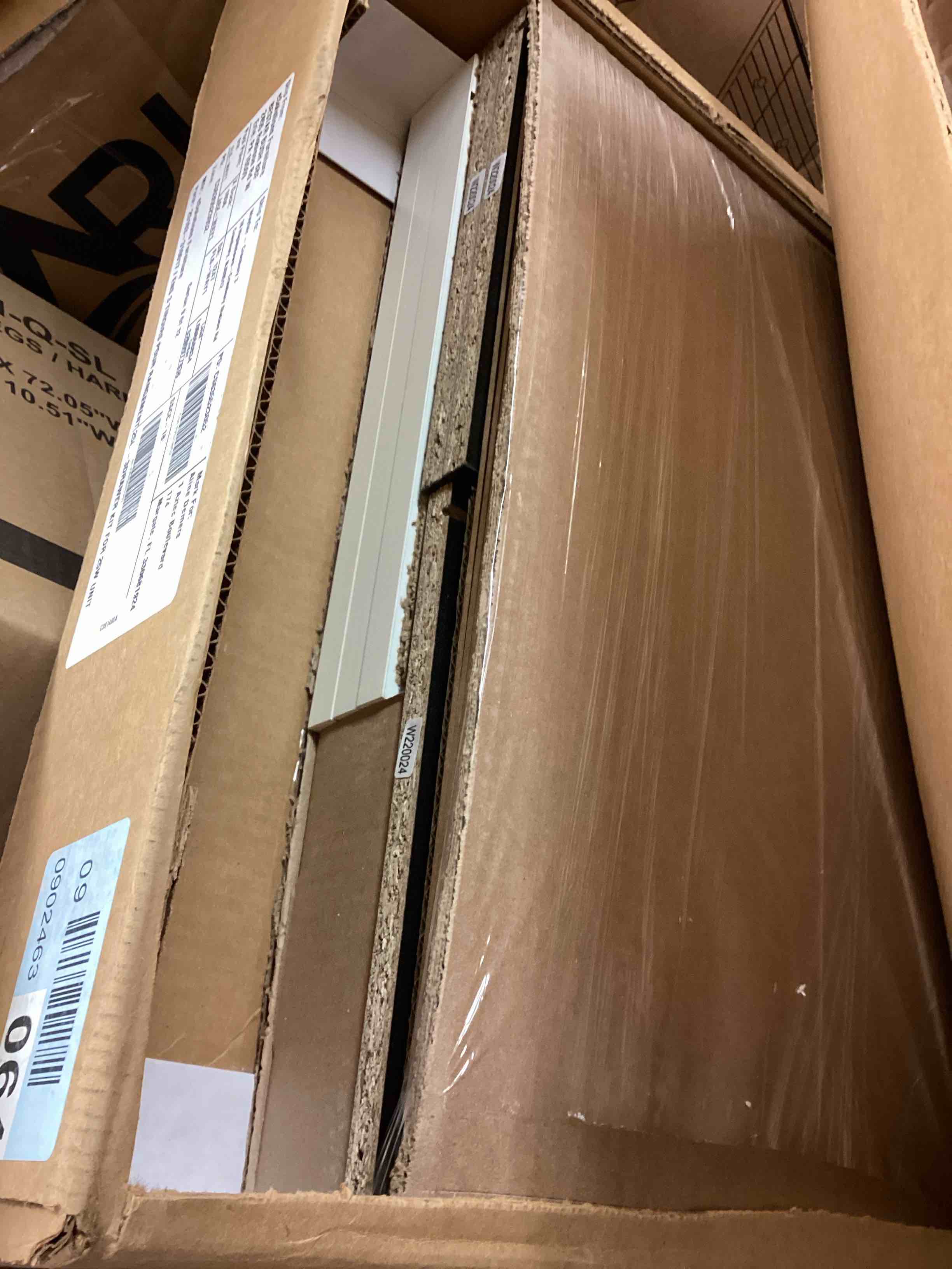 https://s3.amazonaws.com/lotting-images-prod/bidfta/TEA3749253_1778772519704.jpeg