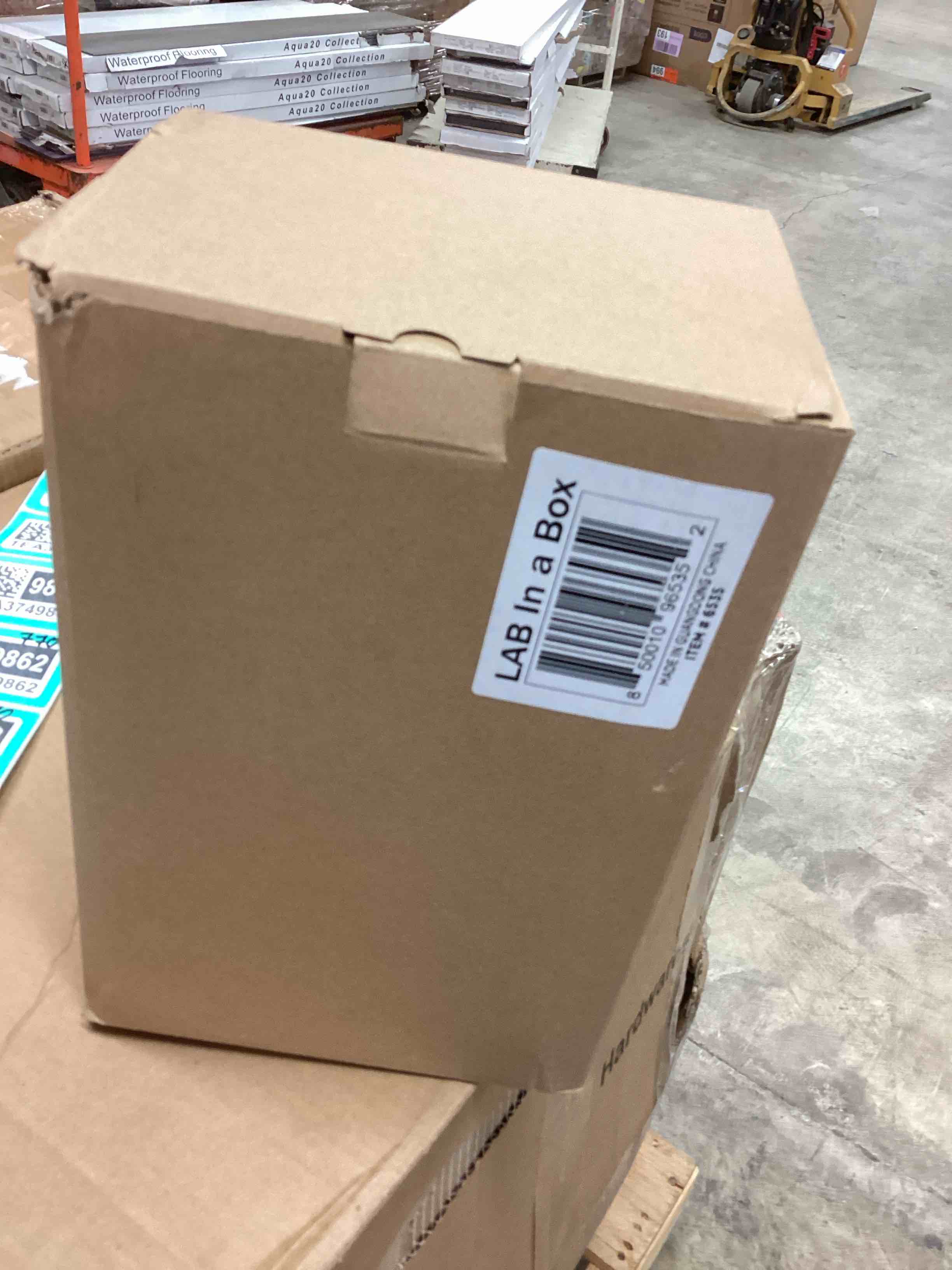 https://s3.amazonaws.com/lotting-images-prod/bidfta/TEA3749868_1779986537557.jpeg