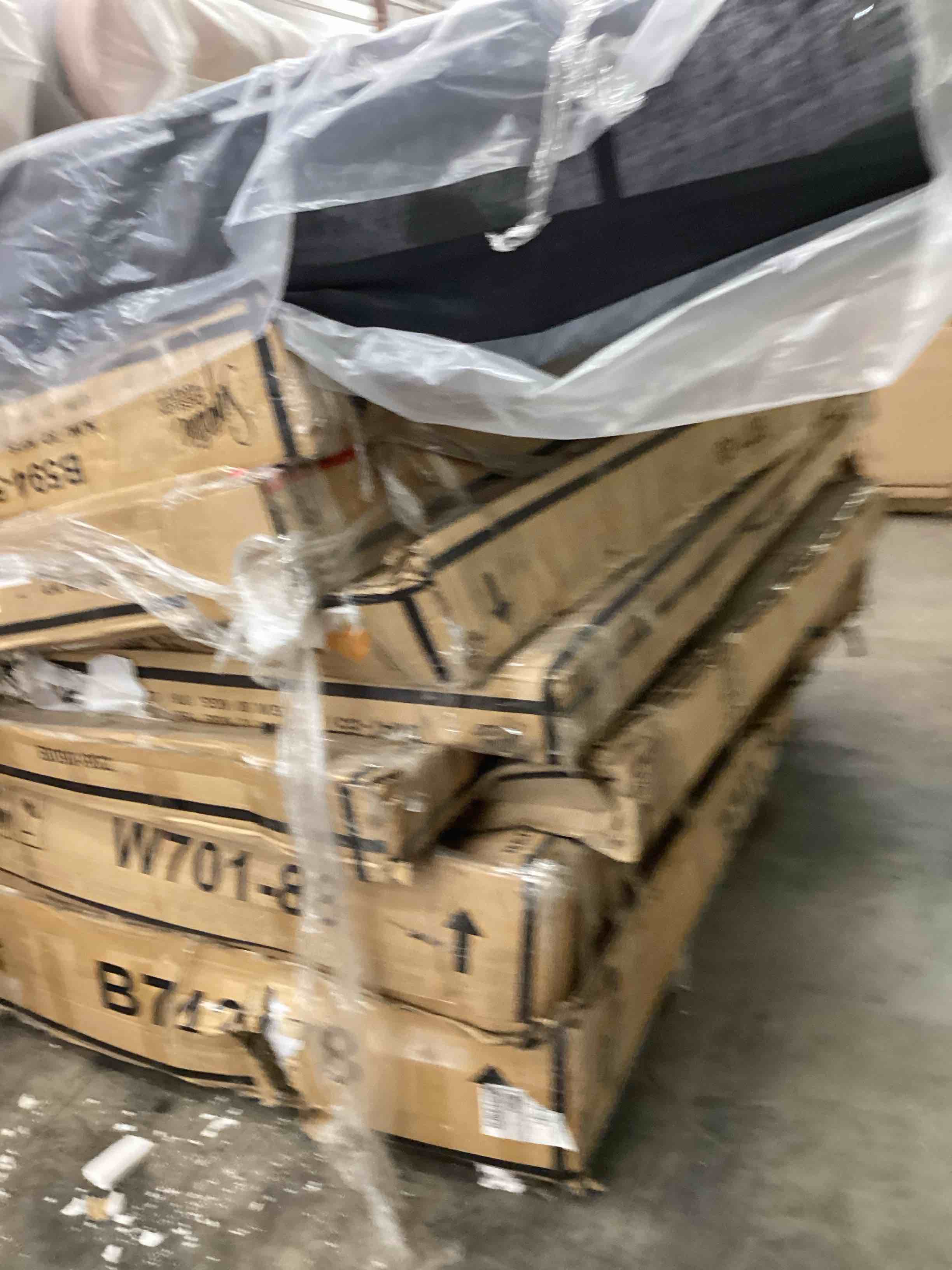 https://s3.amazonaws.com/lotting-images-prod/bidfta/TEA3750126_1780000047025.jpeg