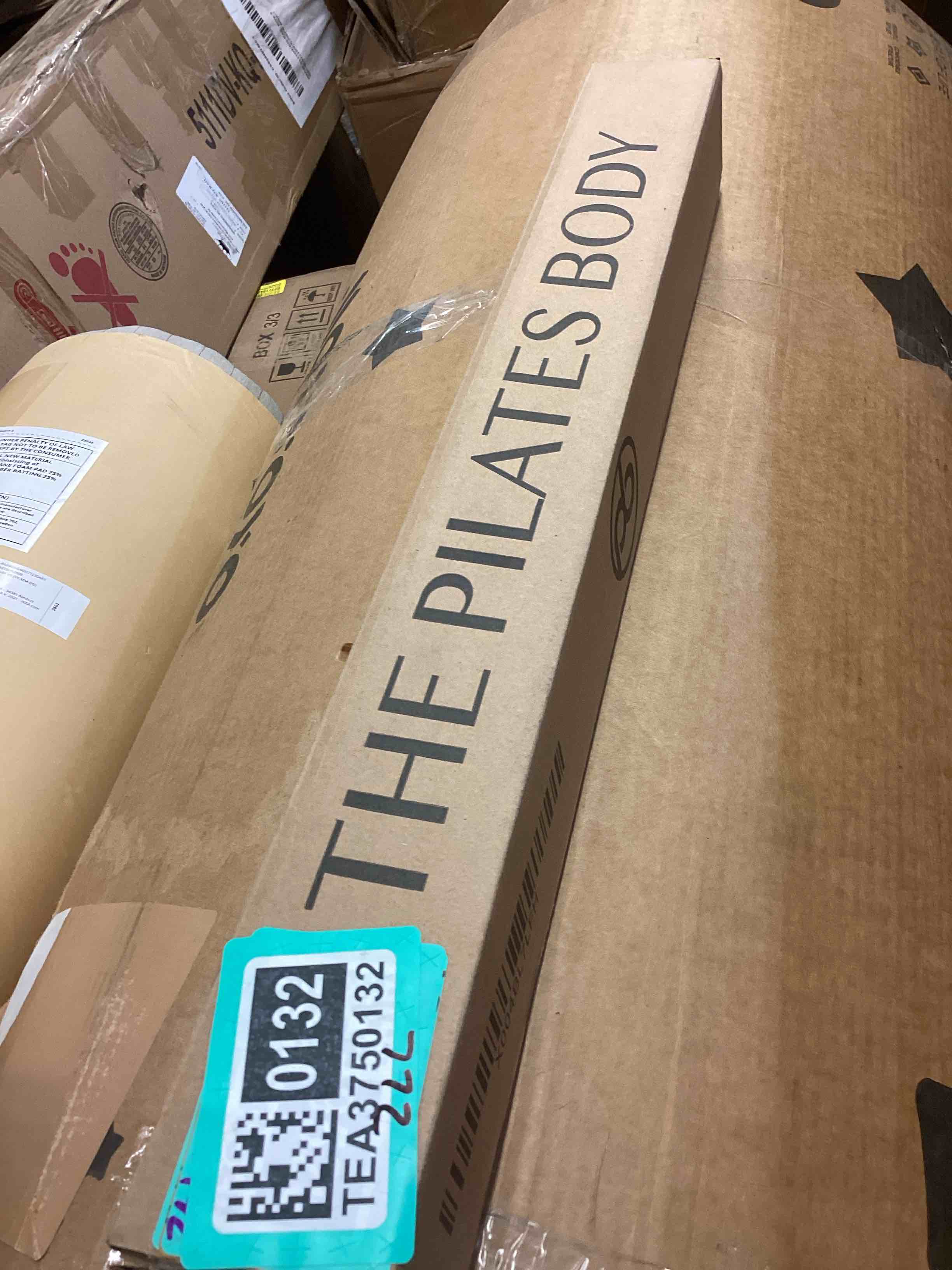 https://s3.amazonaws.com/lotting-images-prod/bidfta/TEA3750132_1780001713178.jpeg