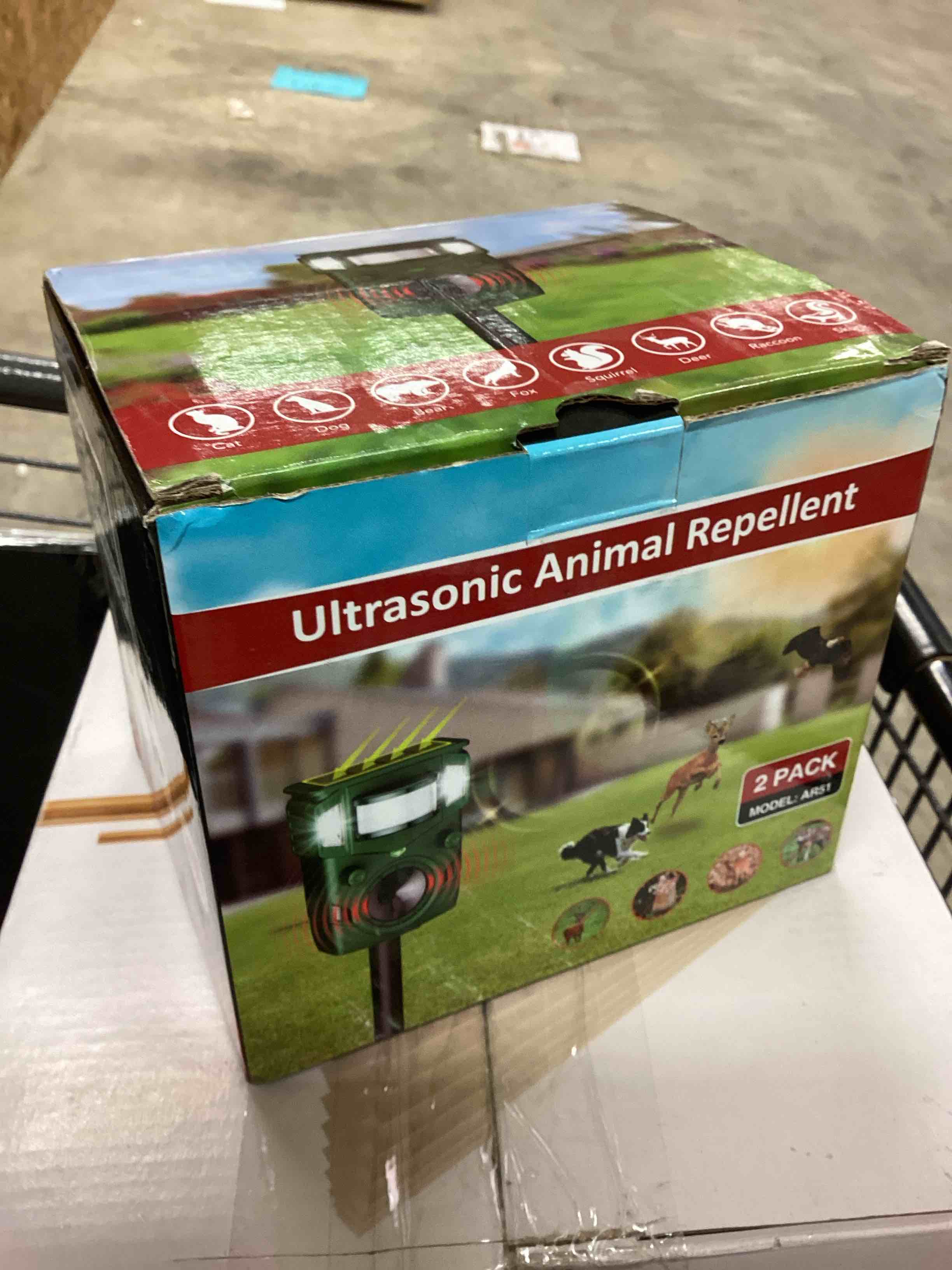 Condition photo showing Good Condition for solar ultrasonic animal repellent outdoor,motion detection & led flashing strobes,deer repellent devices squirrel cat skunk rabbit raccoon deterrent,keep critter coyote away yard, farm, garden(green)
