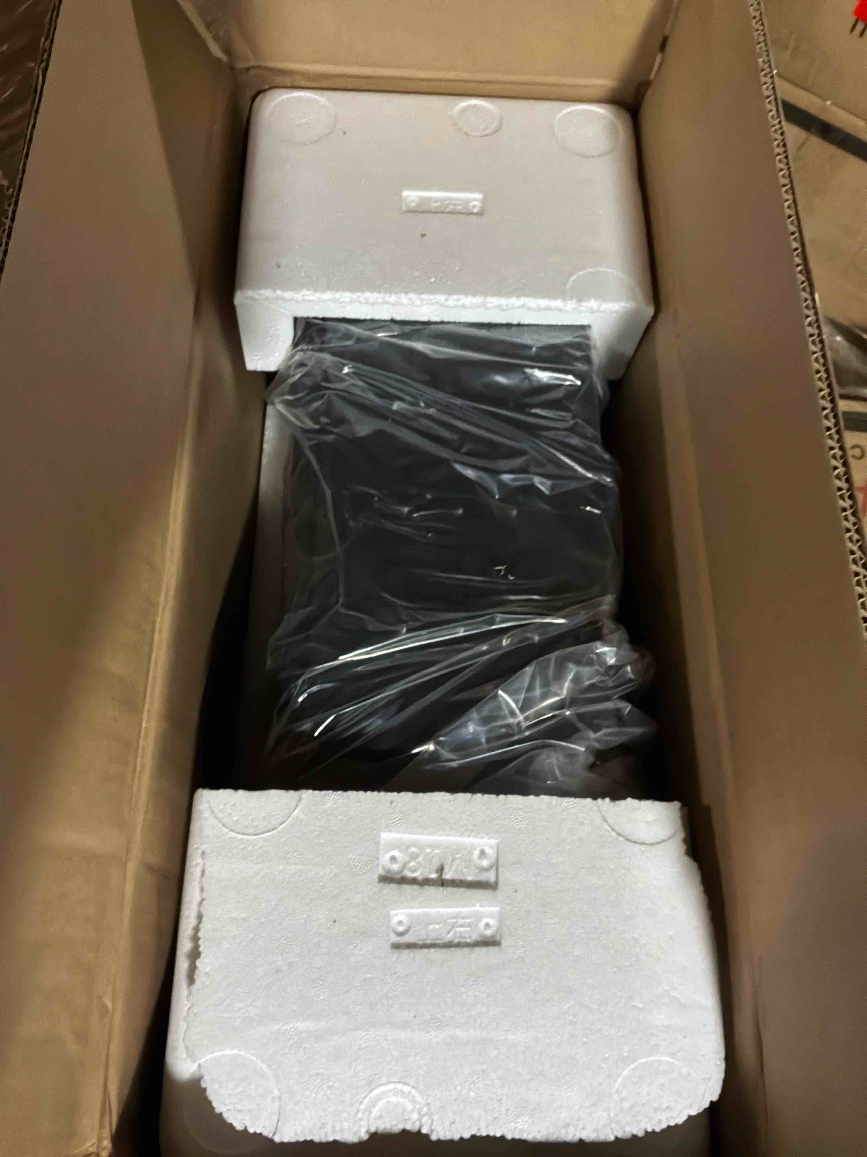 Condition photo showing New/Like New for 35.35“ electric fireplace