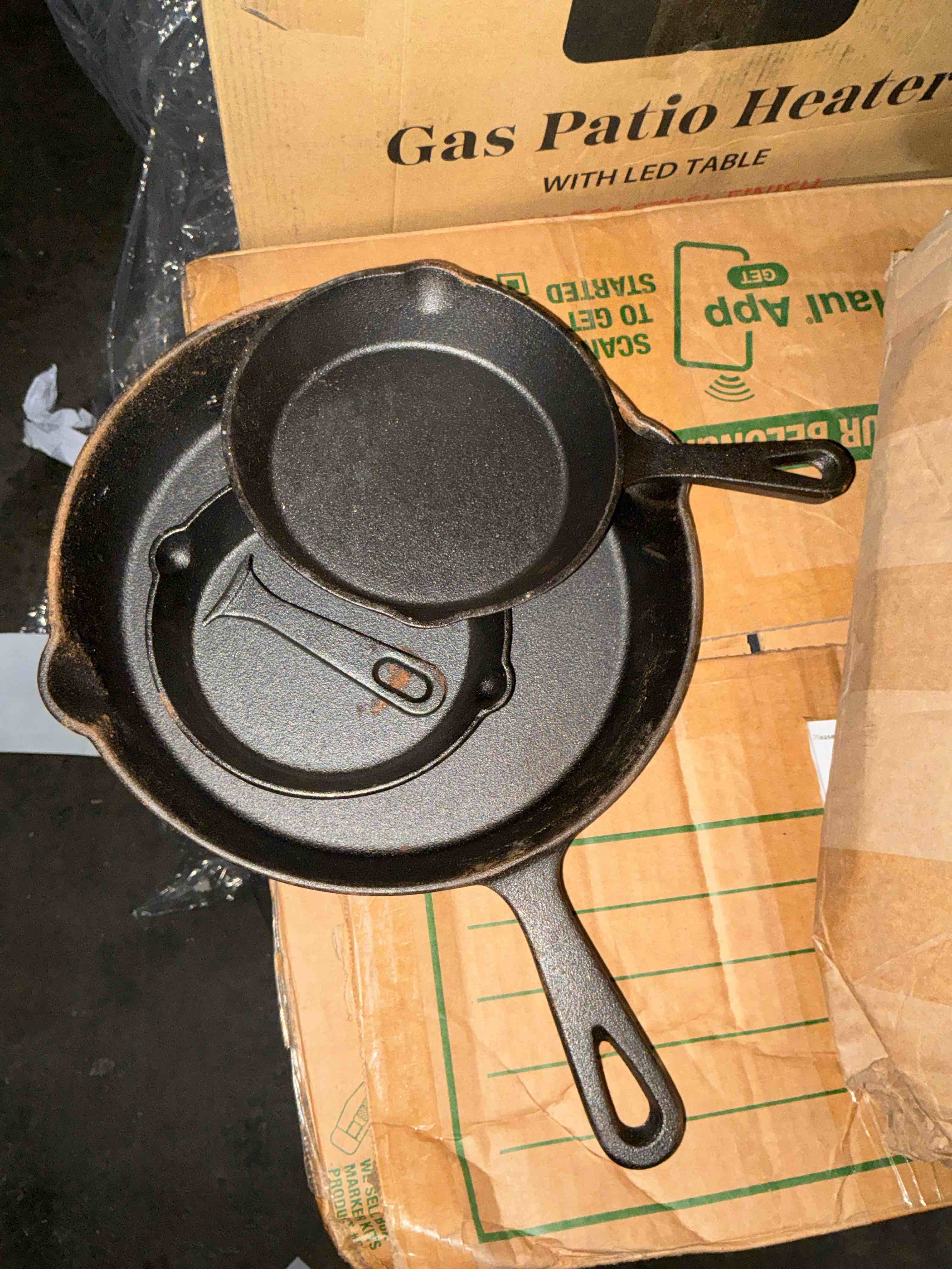 Condition photo showing As Is for wangyuanji cast iron skillet set - 3-piece (6/8/10 inch) uncoated raw iron frying pans - traditional heavy duty cookware for oven, grill, campfire - requires seasoning for natural non-stick
