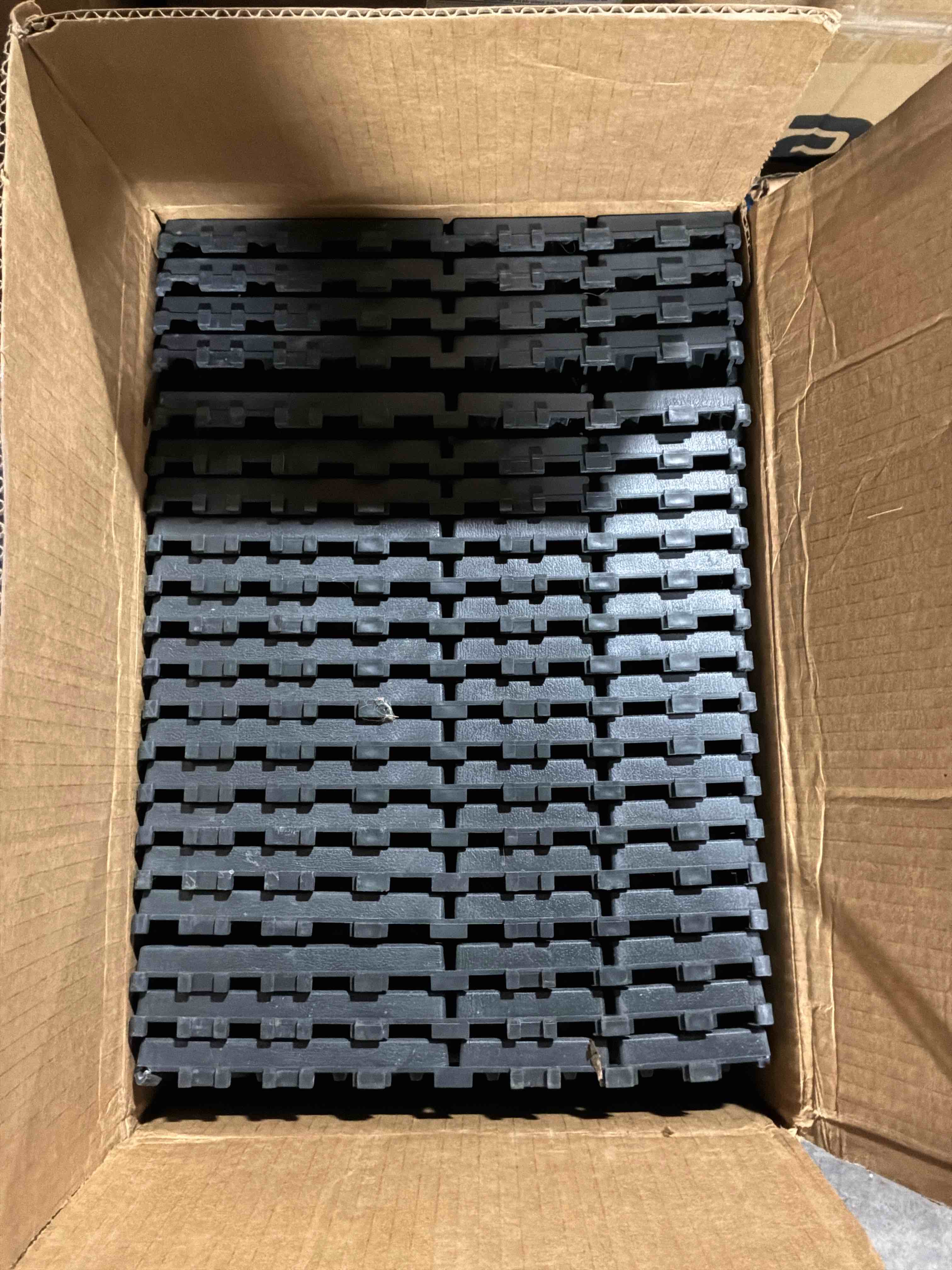 Condition photo showing Good Condition for plastic interlocking deck tiles (20pcs), 12x12 inches waterproof outdoor patio flooring, easy snap balcony floor tiles for garden, poolside, backyard, pathway, indoor use, dark grey, grid pattern