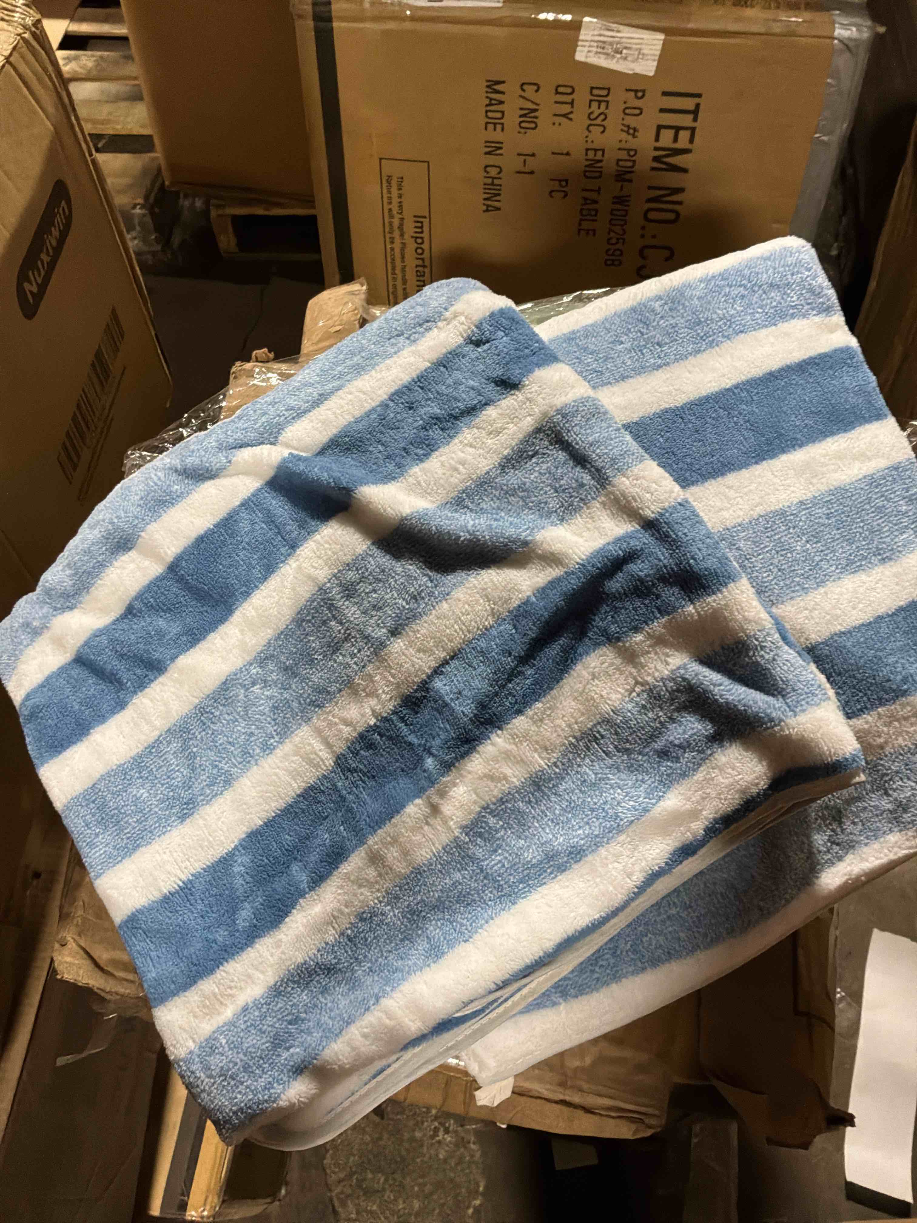 Condition photo showing Good Condition for white classic beach towels, 2 towels, 2 hand towels and 4 face towels 