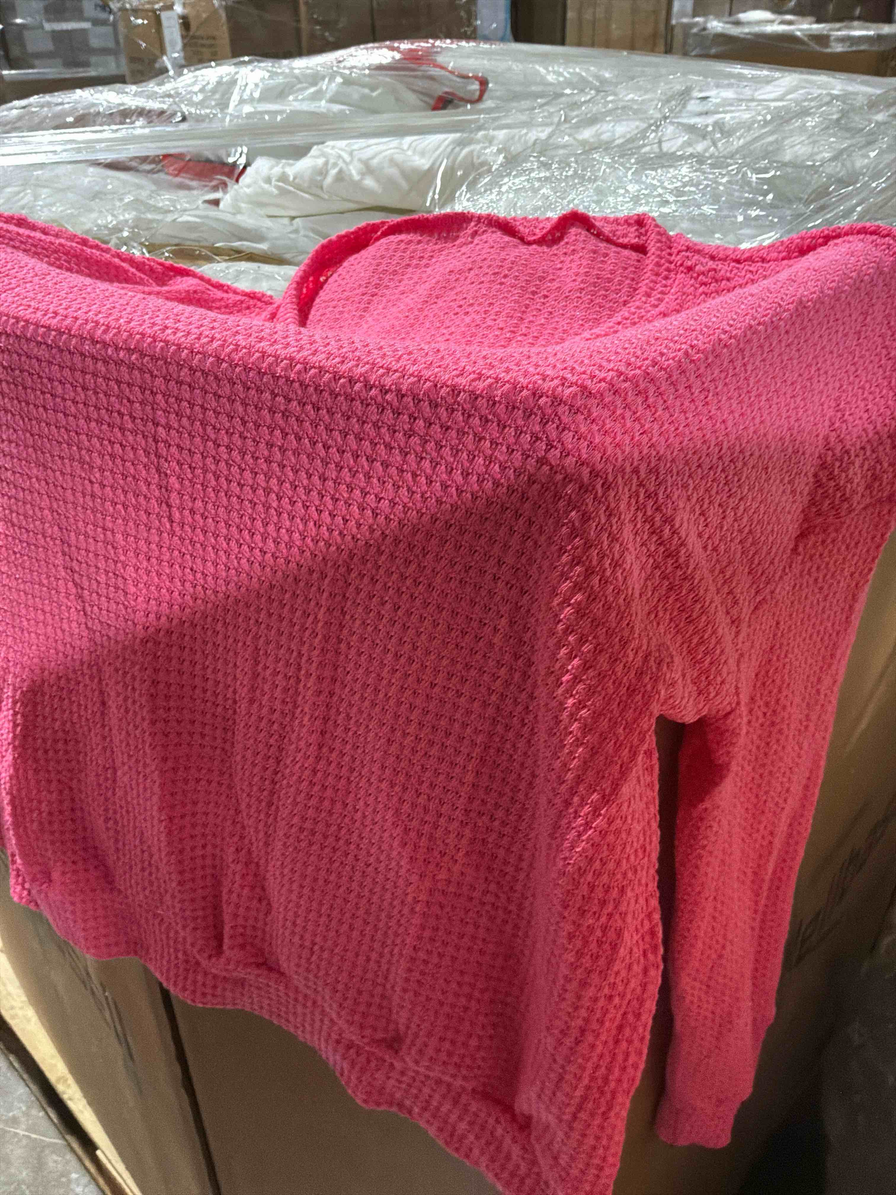 Condition photo showing New/Like New for aerie women's pink jumper 2xl