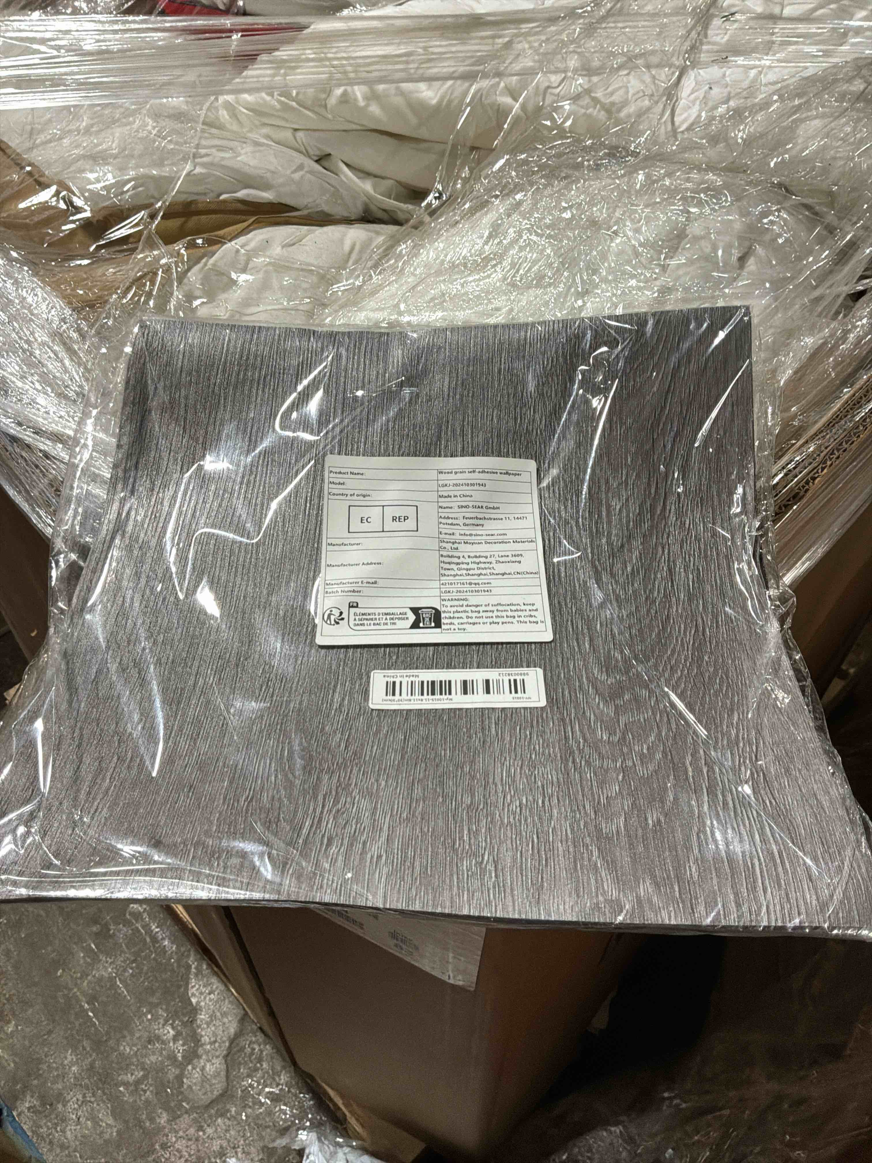 Condition photo showing New/Like New for wood grain shelf adhesive wallpaper 