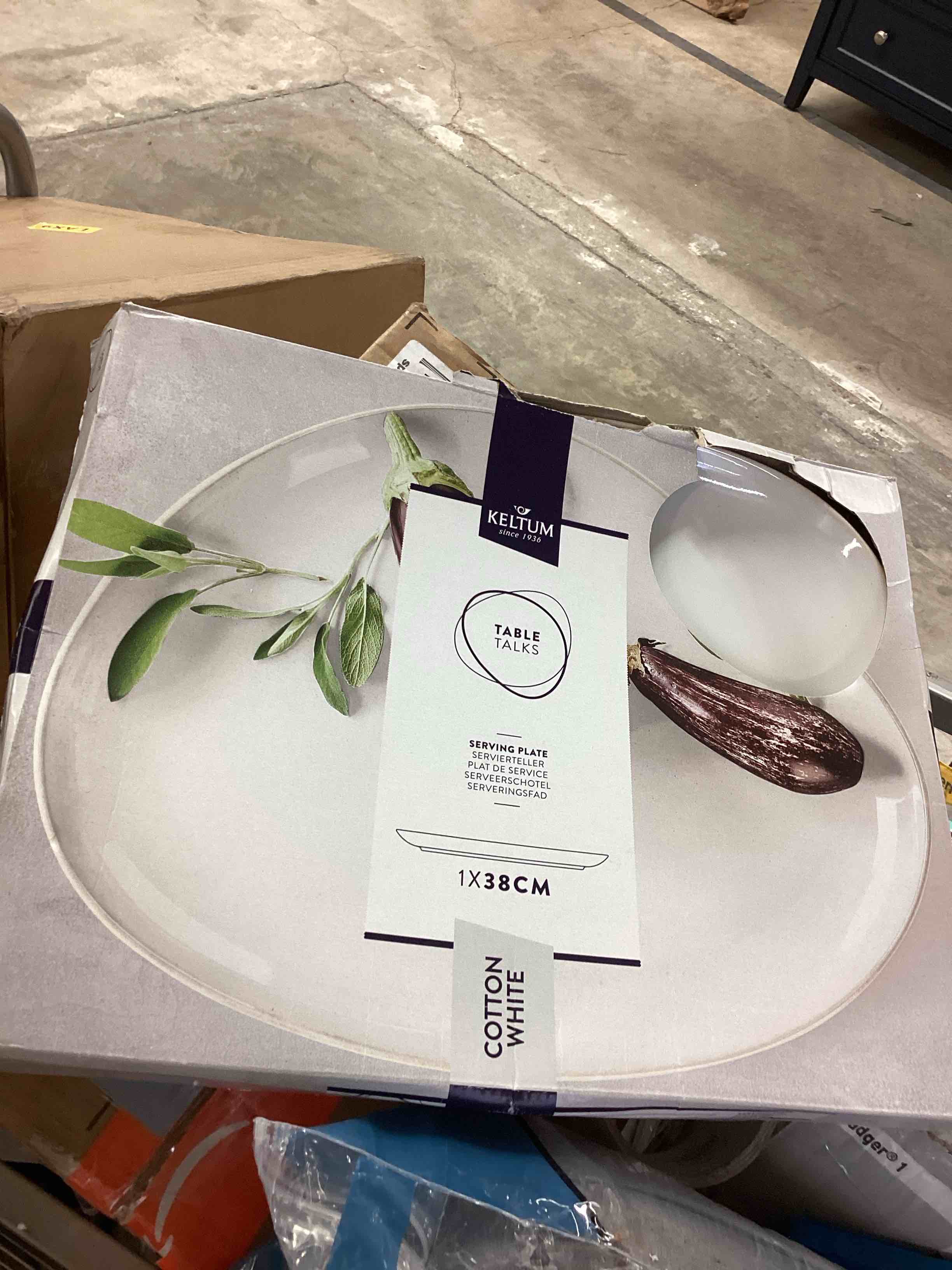 Condition photo showing Good Condition for cotton white glazed stoneware serving plate, 15" cotton white 15"