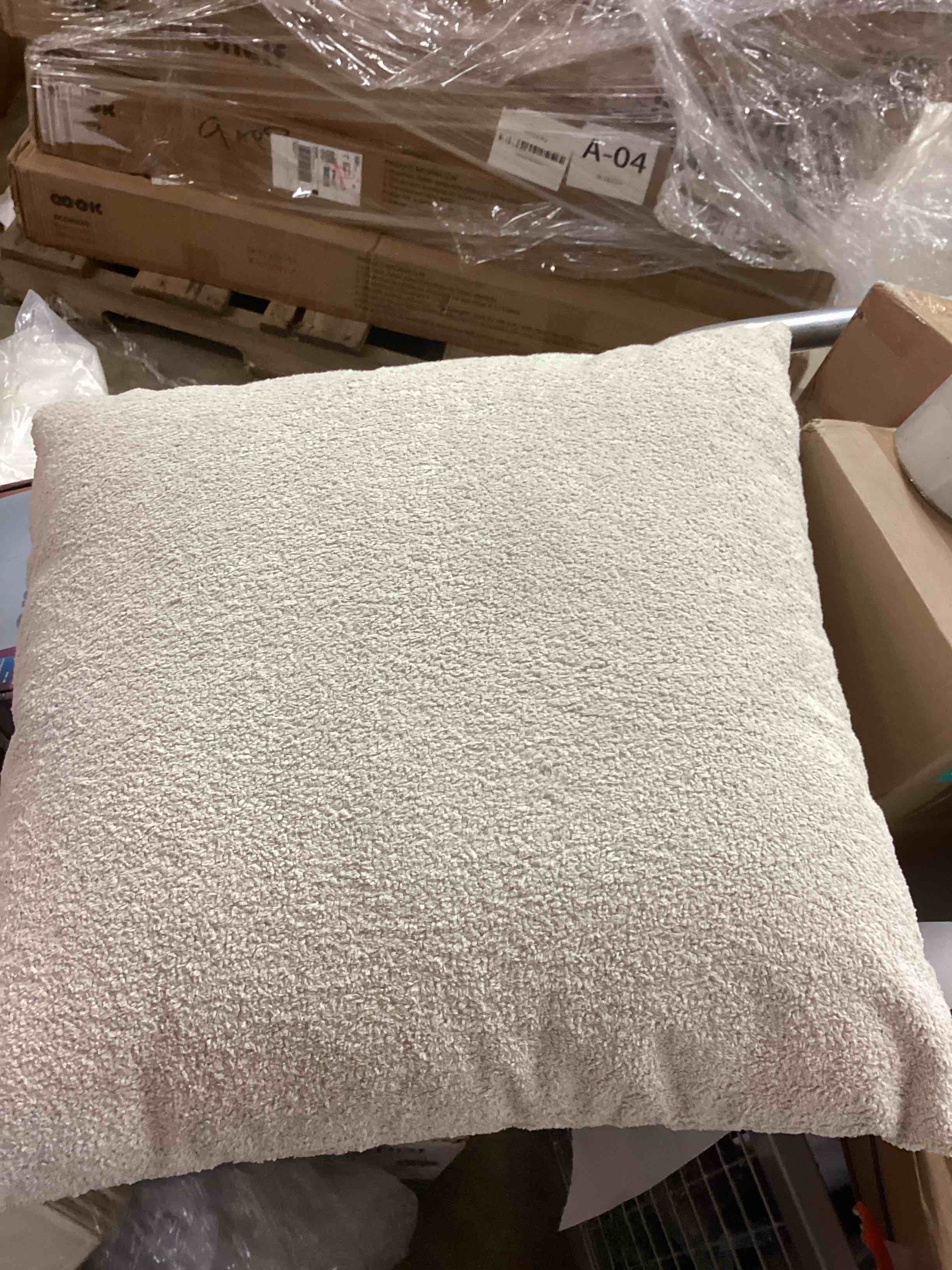 Condition photo showing Good Condition for domvitus luxury decorative throw pillow cover 18 x 18 inch textured boucle square sofa couch pillow for living room woven accent cushion case, 1pc, buttery cream buttery cream 18" x 18" (pack of 1)