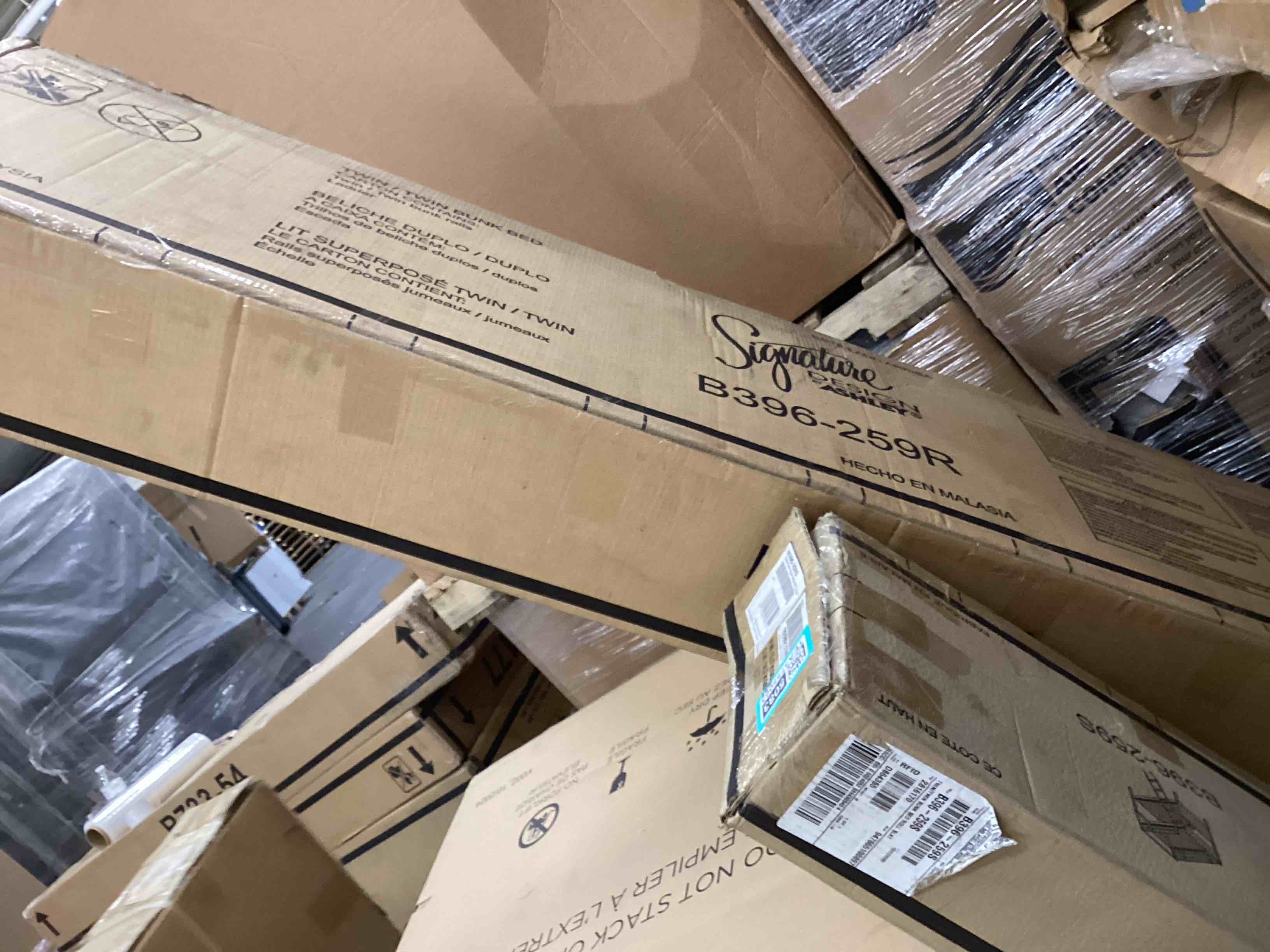 https://s3.amazonaws.com/lotting-images-prod/bidfta/TEA3755083_1775594824872.jpeg